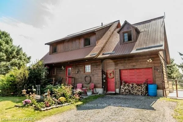 Photo 1 of 275 Carpenters Point Road, Frontenac Islands, The Islands — HOMEH