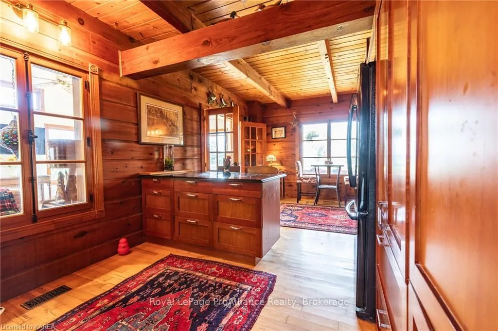 Photo 15 of 275 Carpenters Point Road, Frontenac Islands, The Islands — HOMEH