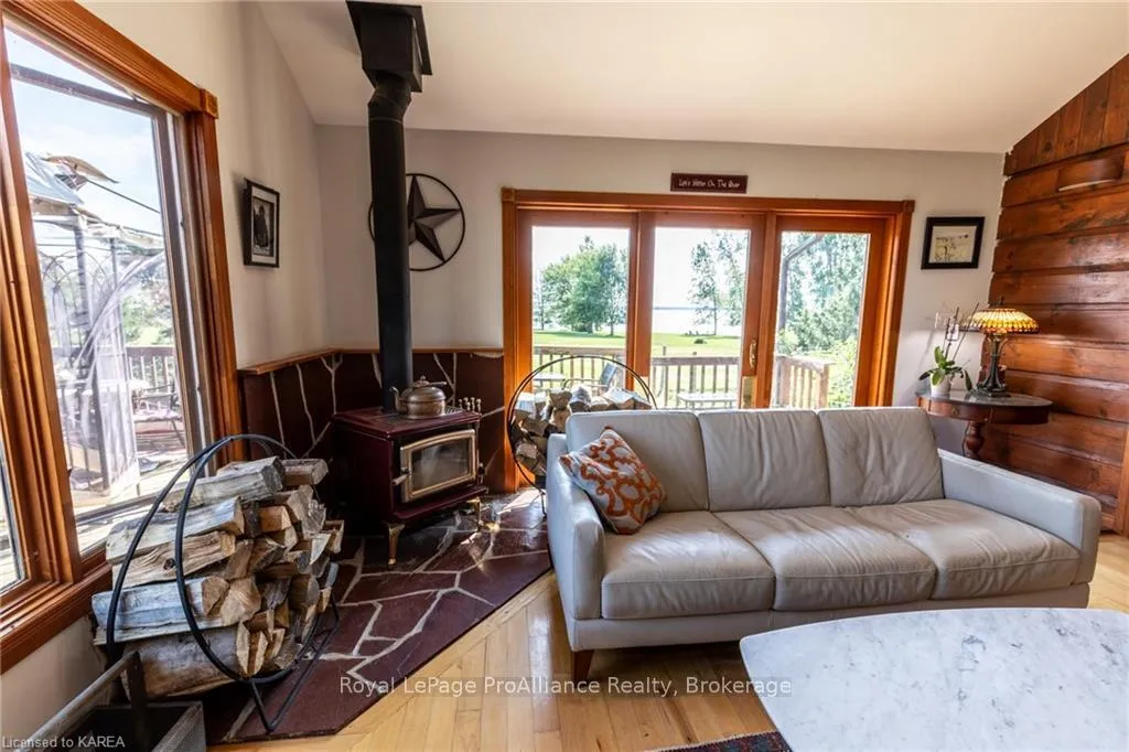 Photo 20 of 275 Carpenters Point Road, Frontenac Islands, The Islands — HOMEH