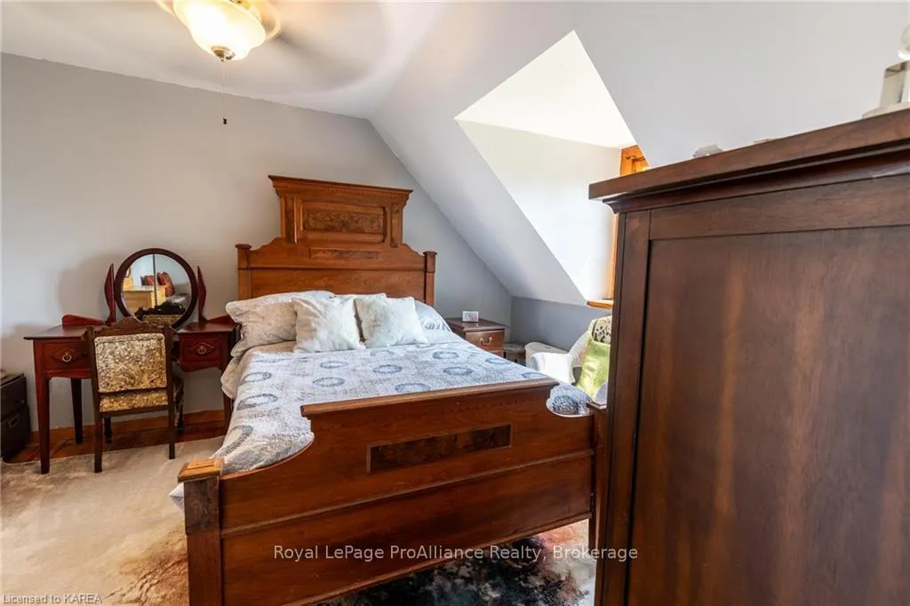 Photo 28 of 275 Carpenters Point Road, Frontenac Islands, The Islands — HOMEH