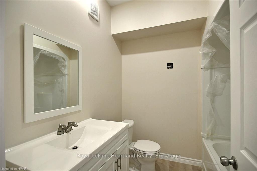 Photo 7 of Unit 103, 80 Albert Street, Central Huron, Clinton — HOMEH