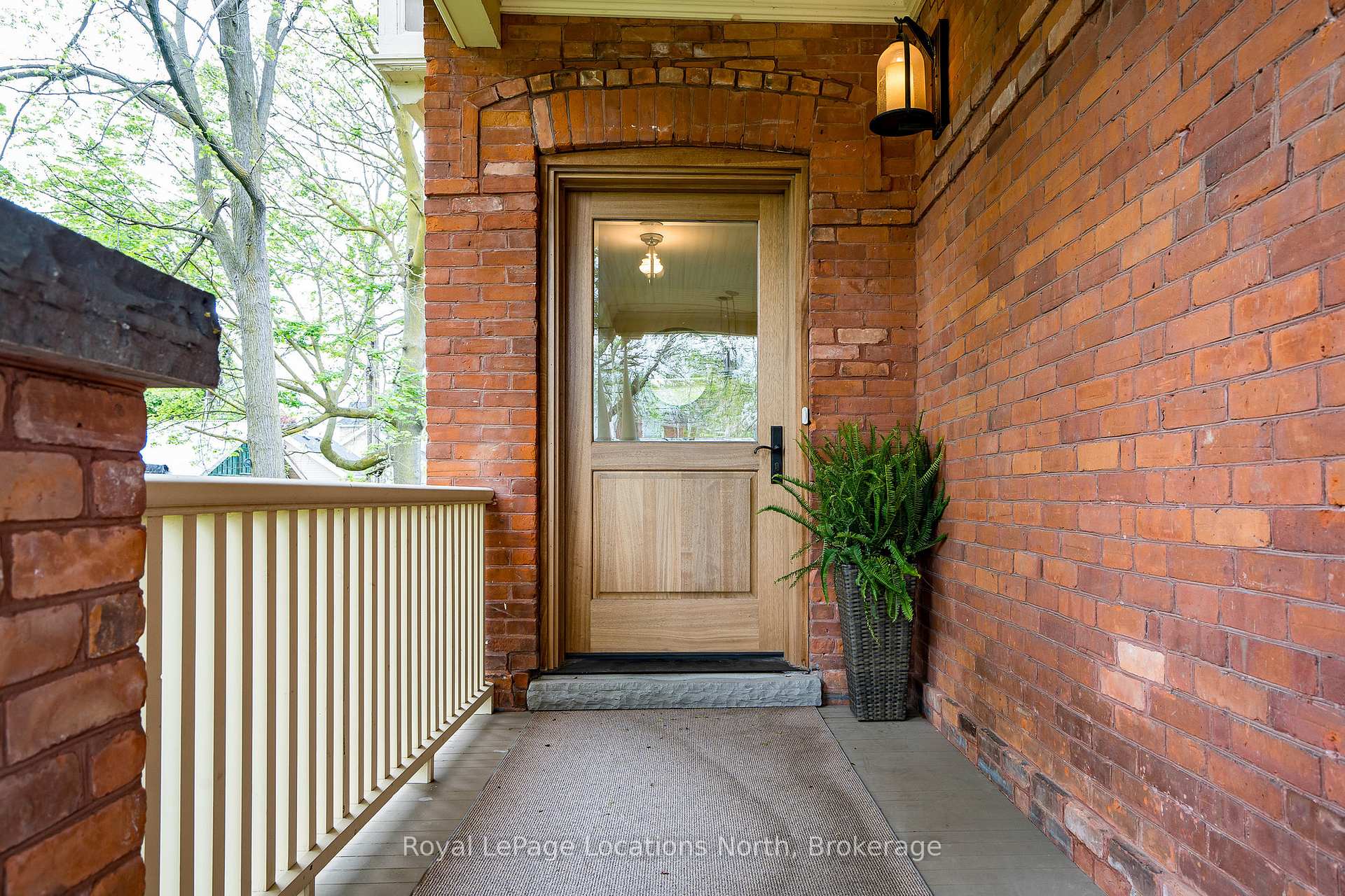 Photo 4 of 234 Pine Street, Collingwood — HOMEH
