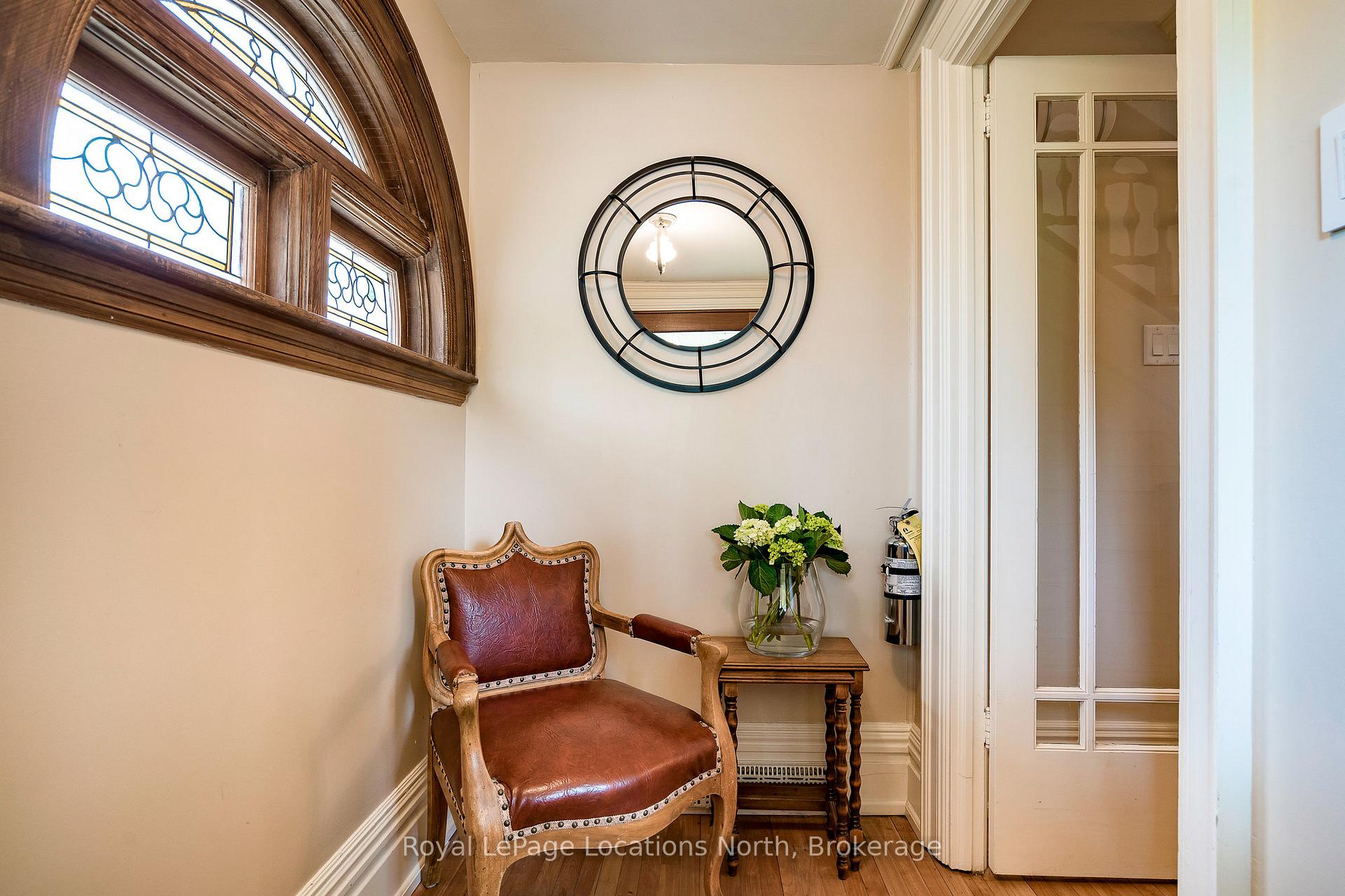 Photo 5 of 234 Pine Street, Collingwood — HOMEH