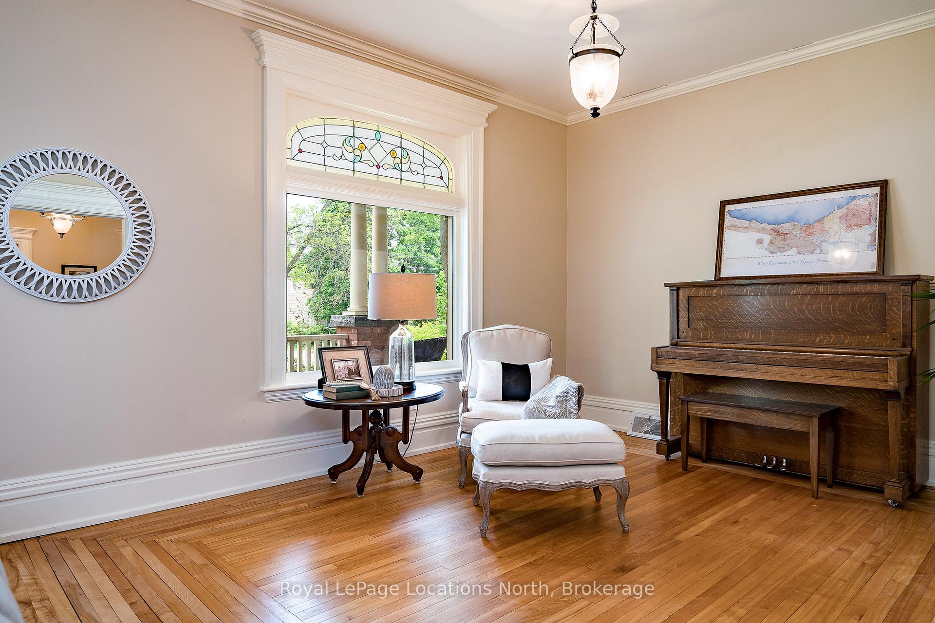 Photo 11 of 234 Pine Street, Collingwood — HOMEH