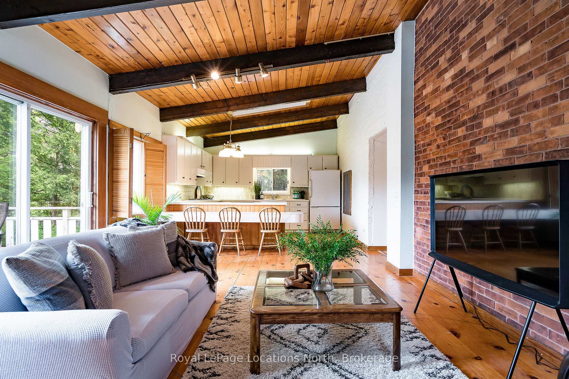 Photo 16 of 234 Pine Street, Collingwood — HOMEH