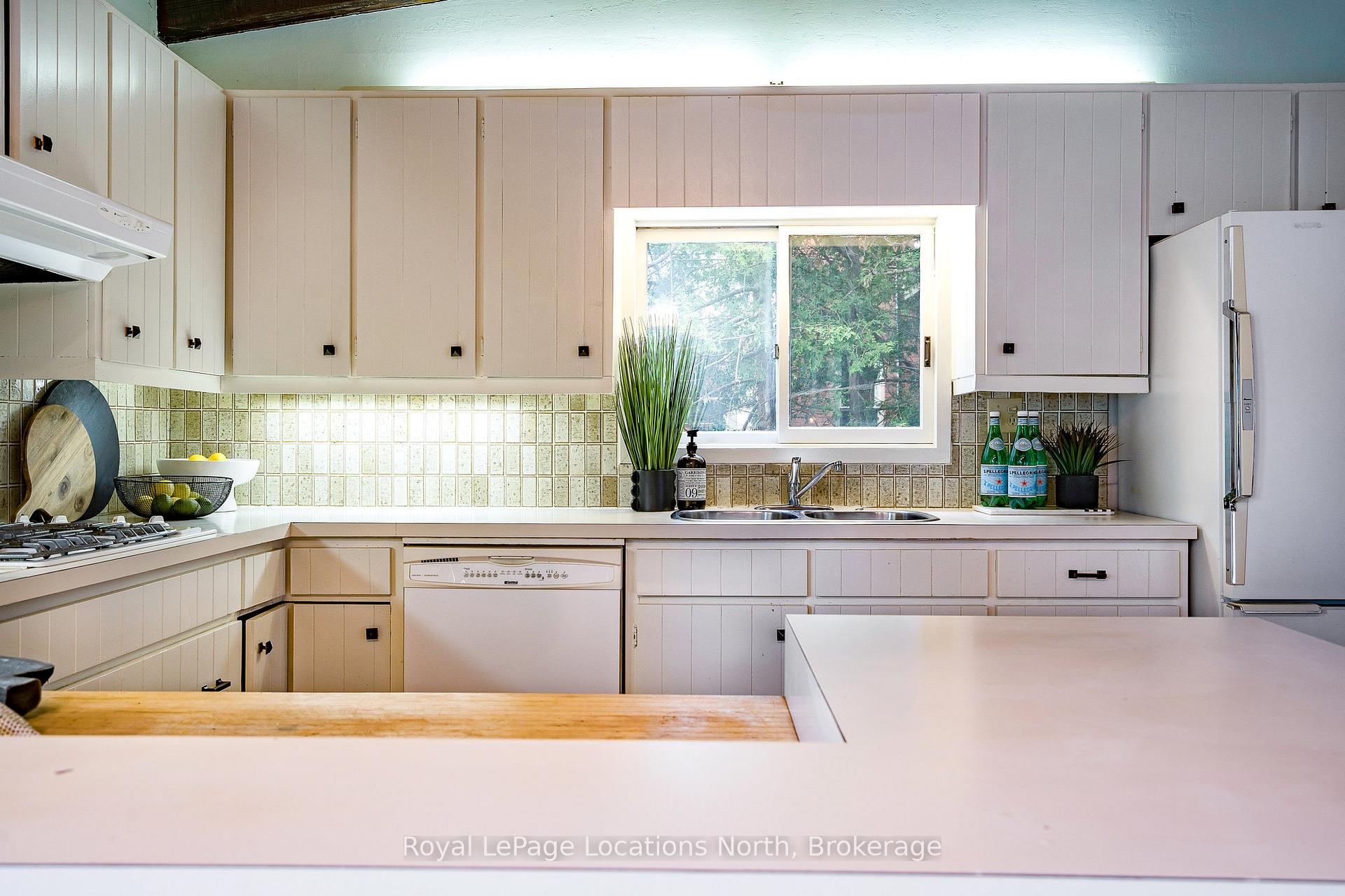 Photo 19 of 234 Pine Street, Collingwood — HOMEH