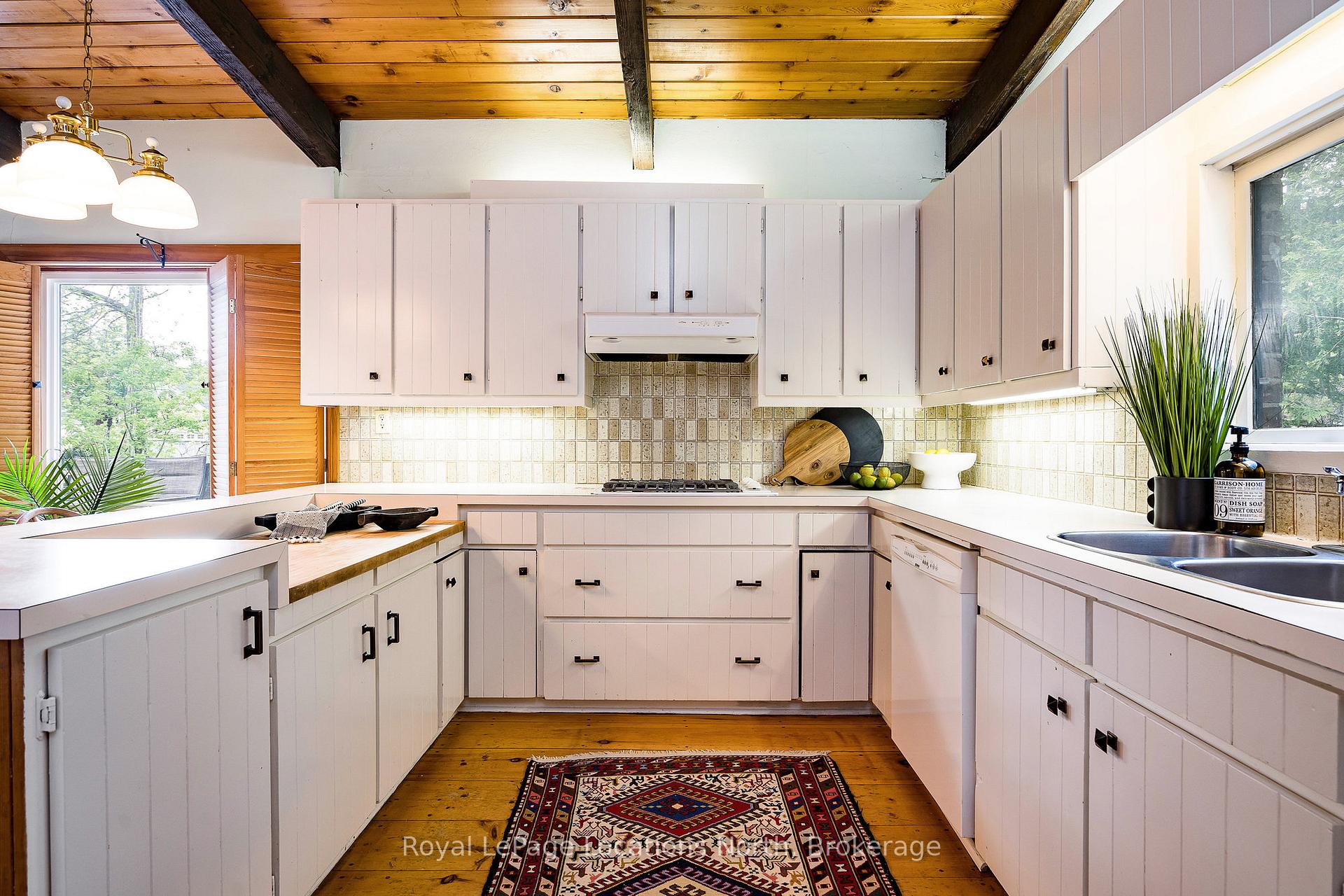 Photo 21 of 234 Pine Street, Collingwood — HOMEH