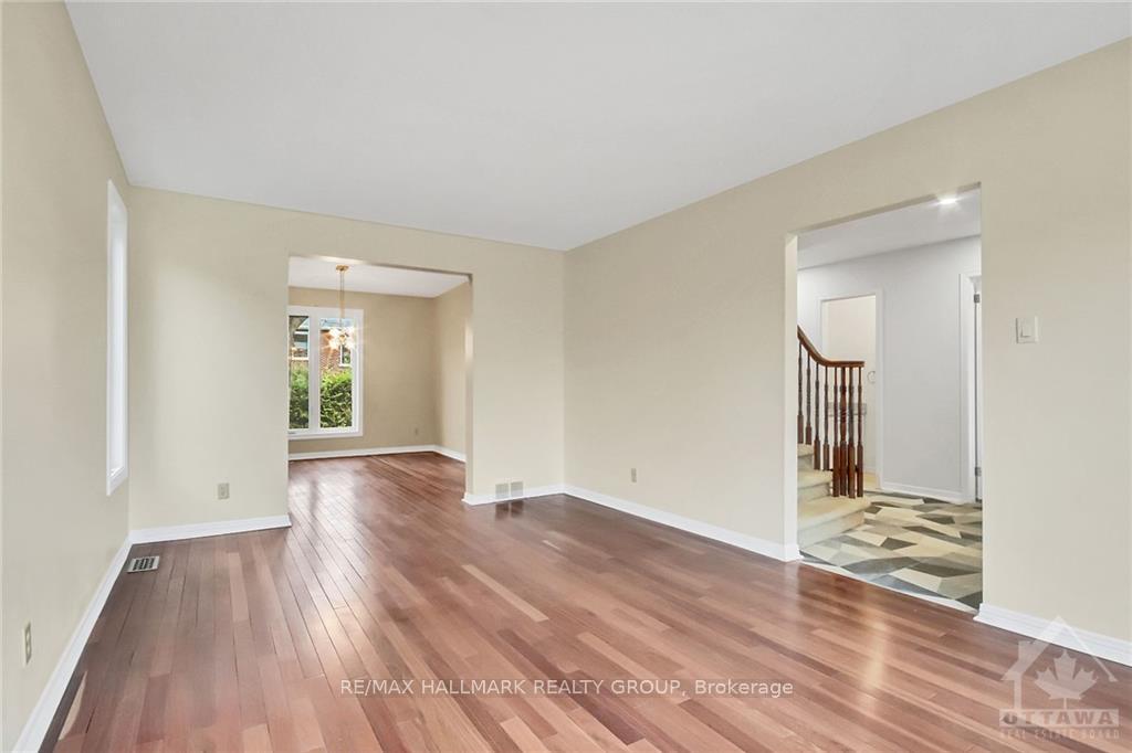 Photo 6 of 55 Fifeshire Crescent, Ottawa, Pineglen/Country Place — HOMEH