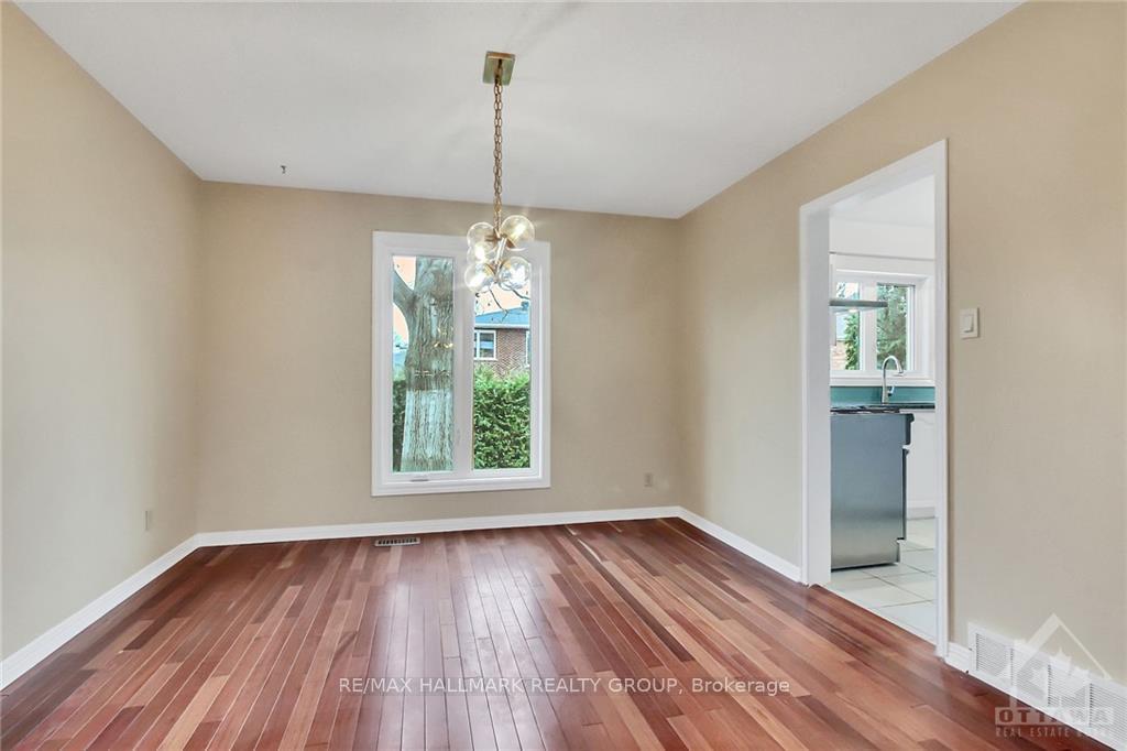 Photo 7 of 55 Fifeshire Crescent, Ottawa, Pineglen/Country Place — HOMEH