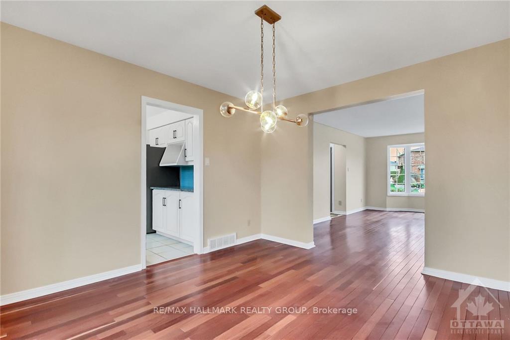 Photo 13 of 55 Fifeshire Crescent, Ottawa, Pineglen/Country Place — HOMEH