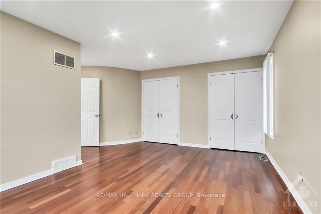 Photo 17 of 55 Fifeshire Crescent, Ottawa, Pineglen/Country Place — HOMEH