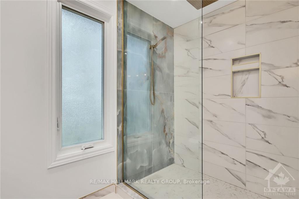 Photo 22 of 55 Fifeshire Crescent, Ottawa, Pineglen/Country Place — HOMEH