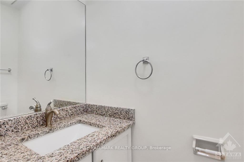 Photo 26 of 55 Fifeshire Crescent, Ottawa, Pineglen/Country Place — HOMEH