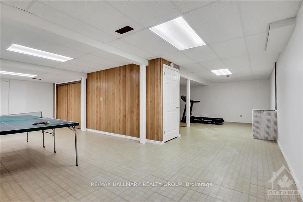 Photo 29 of 55 Fifeshire Crescent, Ottawa, Pineglen/Country Place — HOMEH