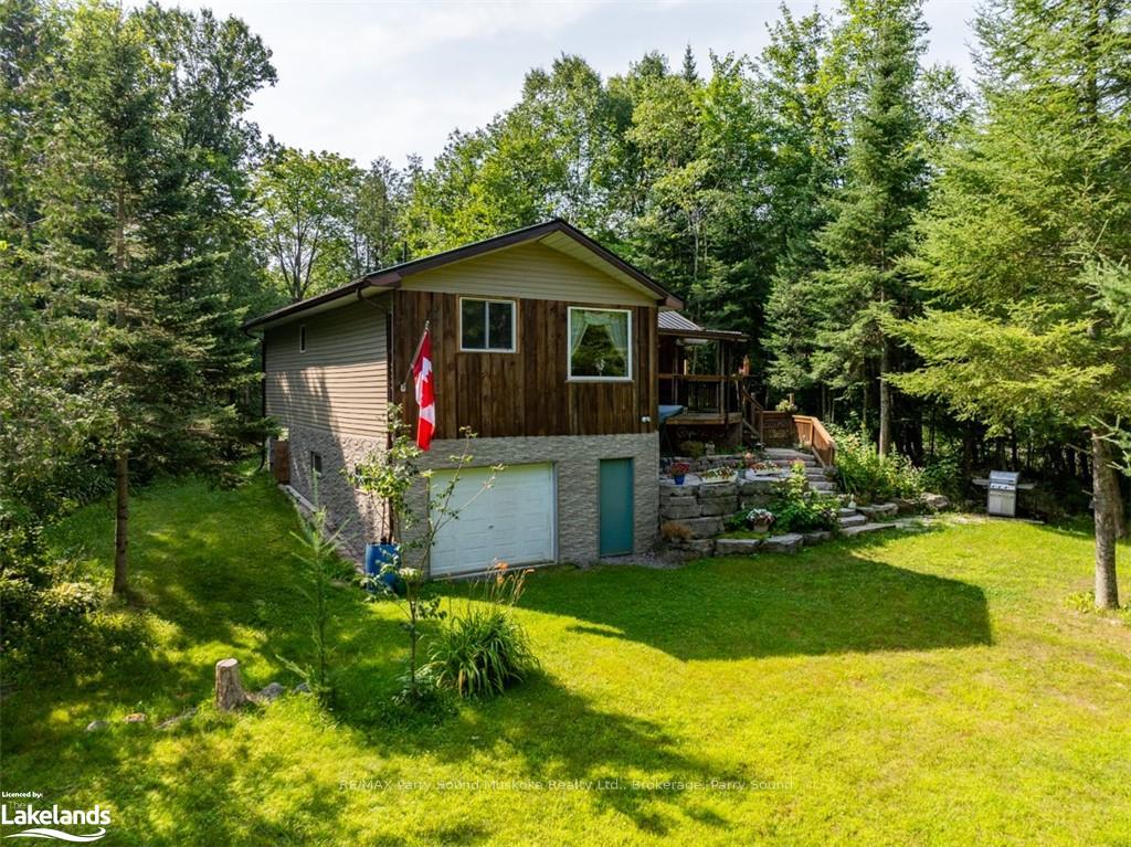 Photo 2 of 21 Moonwing Road, Magnetawan, Ahmic Harbour — HOMEH