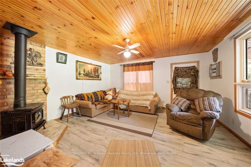 Photo 33 of 21 Moonwing Road, Magnetawan, Ahmic Harbour — HOMEH