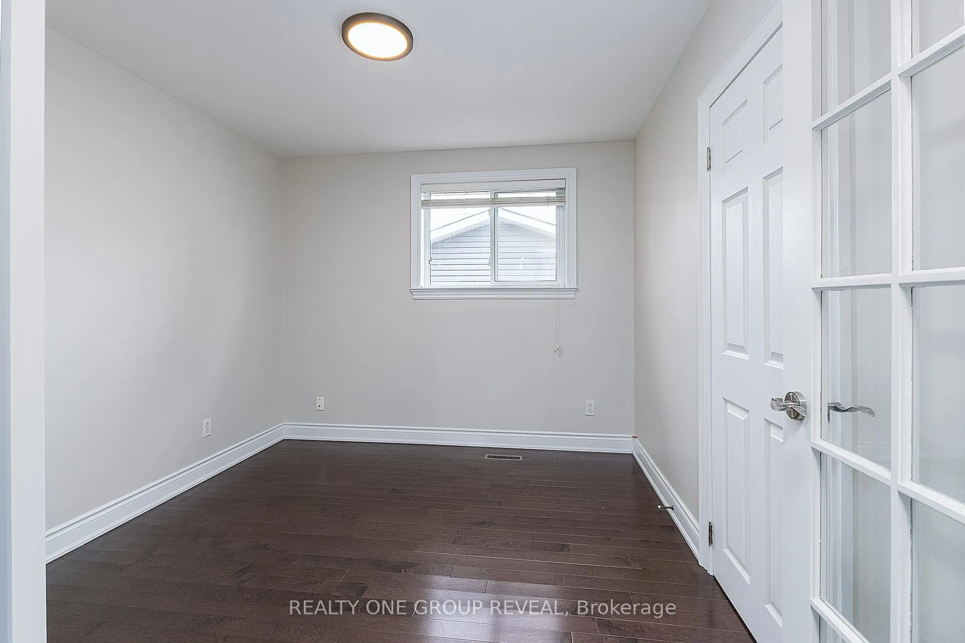 Photo 14 of 14 Taylor Road, Ajax, South East — HOMEH