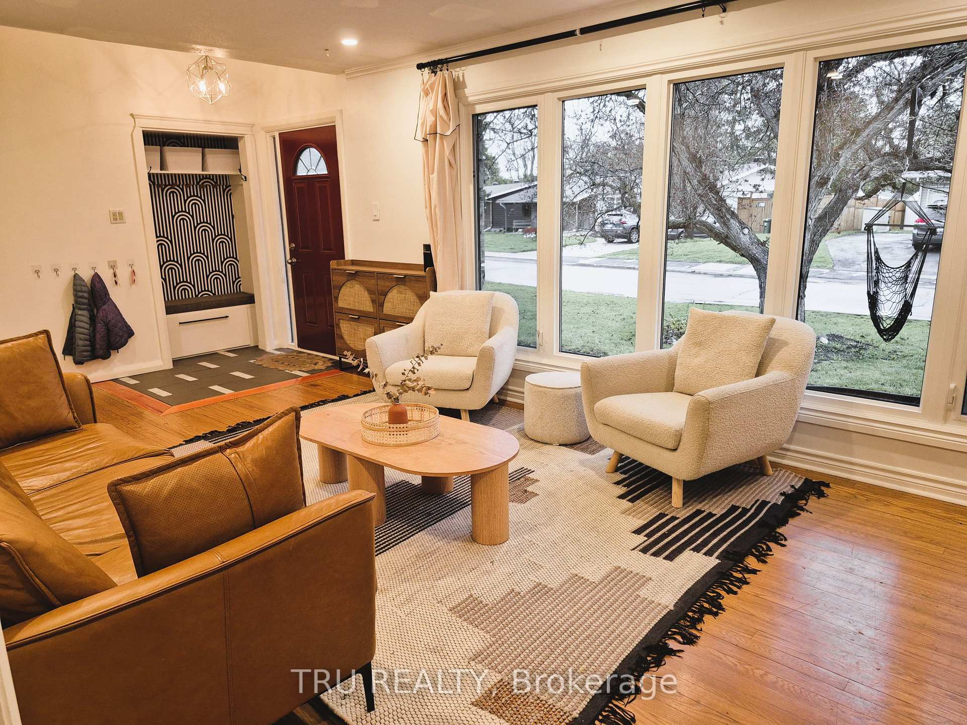 Photo 6 of 48 Crystal Beach Drive, Ottawa, Crystal Beach — HOMEH