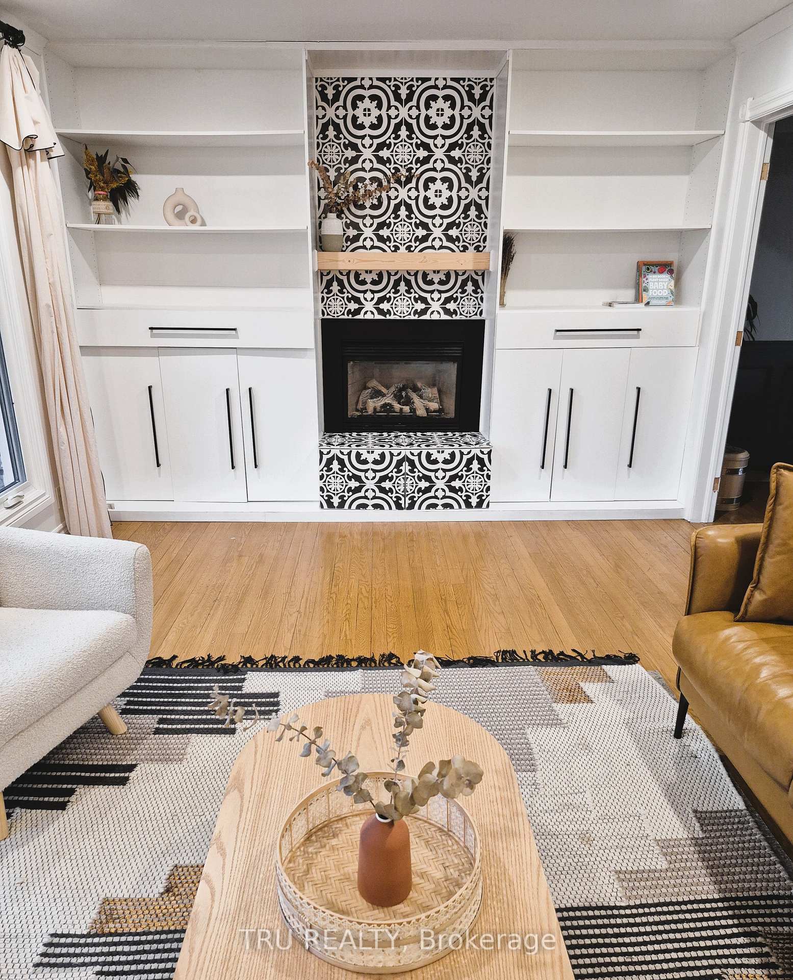 Photo 11 of 48 Crystal Beach Drive, Ottawa, Crystal Beach — HOMEH
