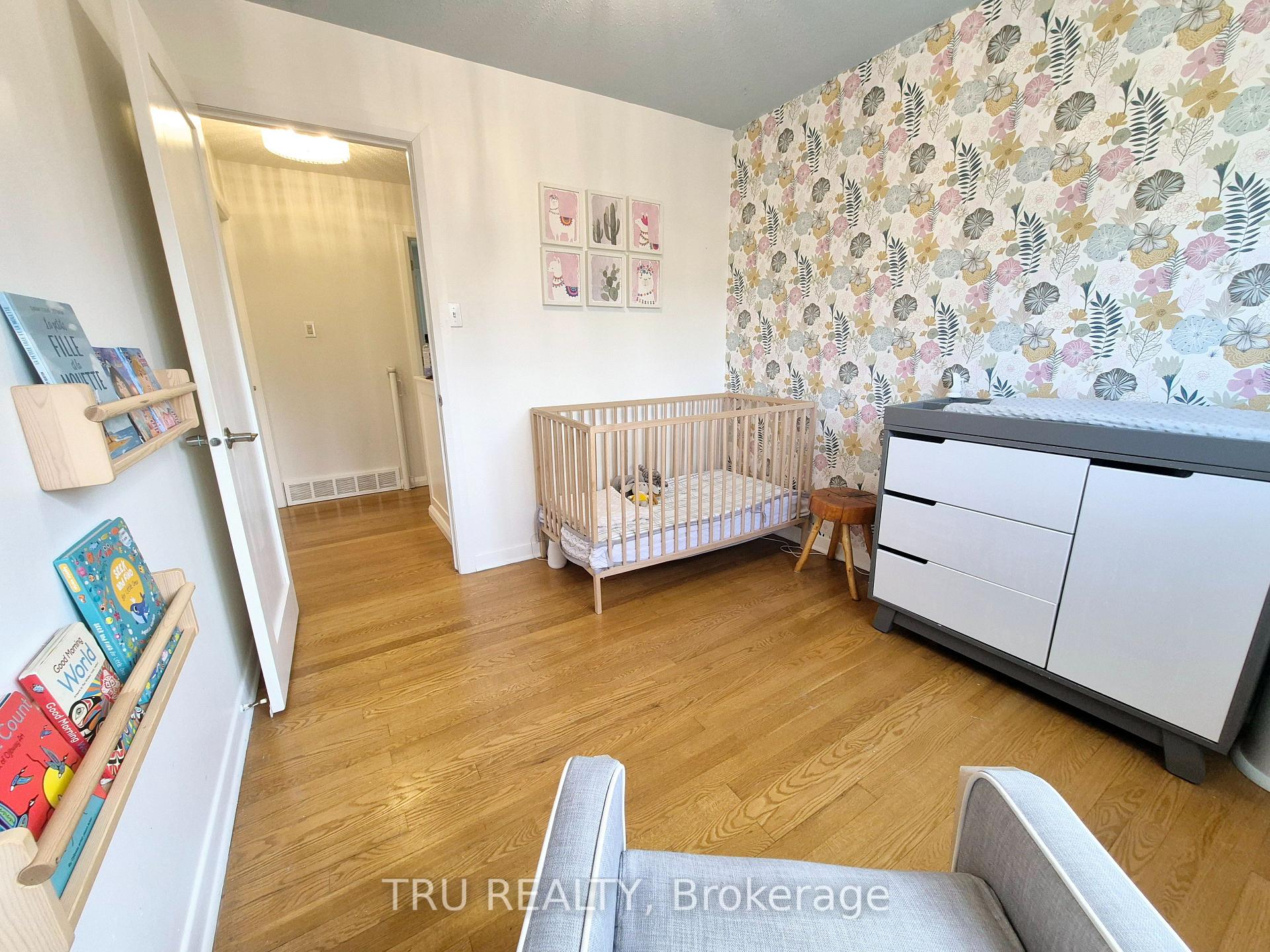 Photo 33 of 48 Crystal Beach Drive, Ottawa, Crystal Beach — HOMEH