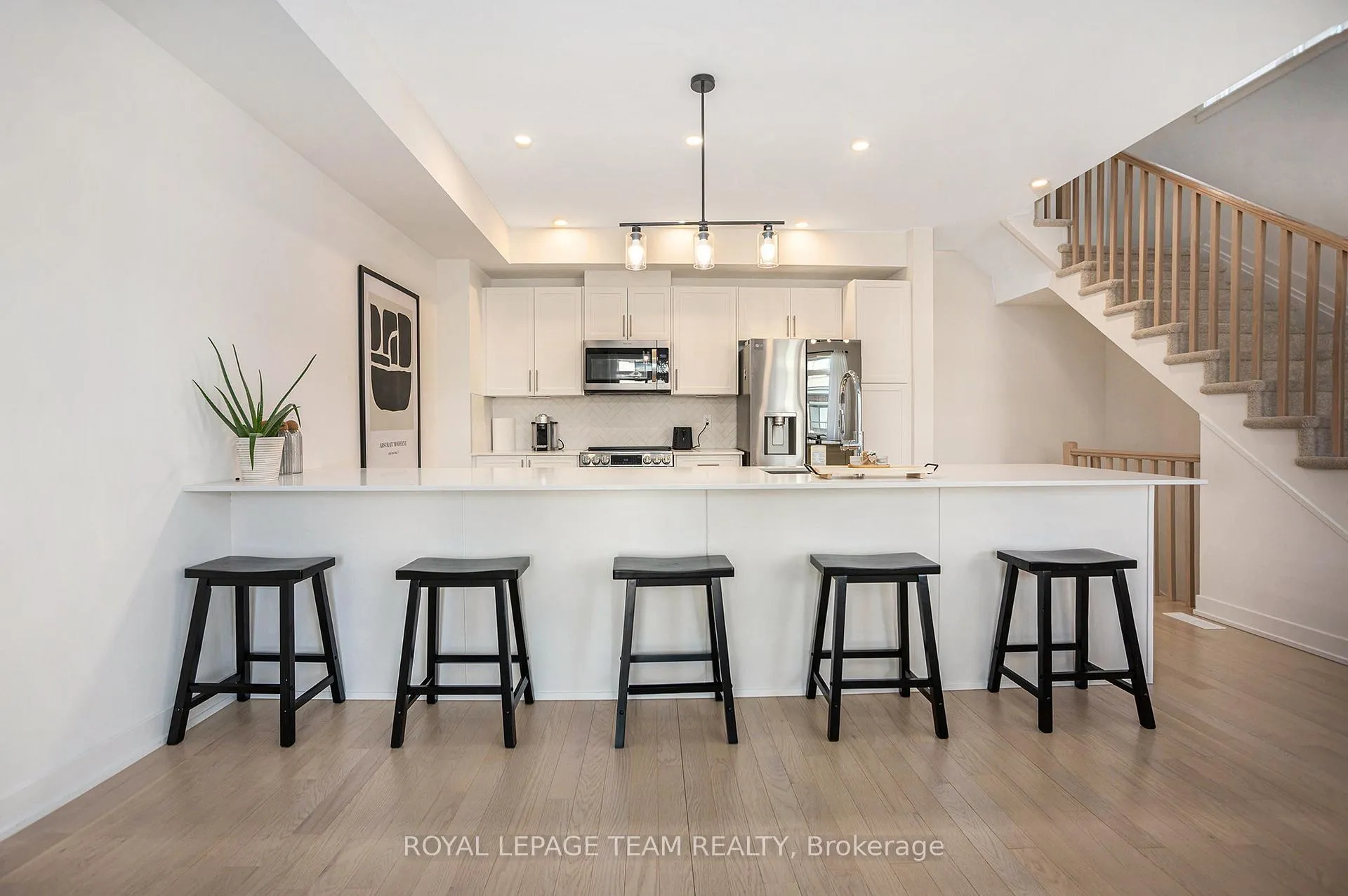 Photo 14 of 58 Arinto Place, Ottawa, Kanata - Emerald Meadows/Trailwest — HOMEH