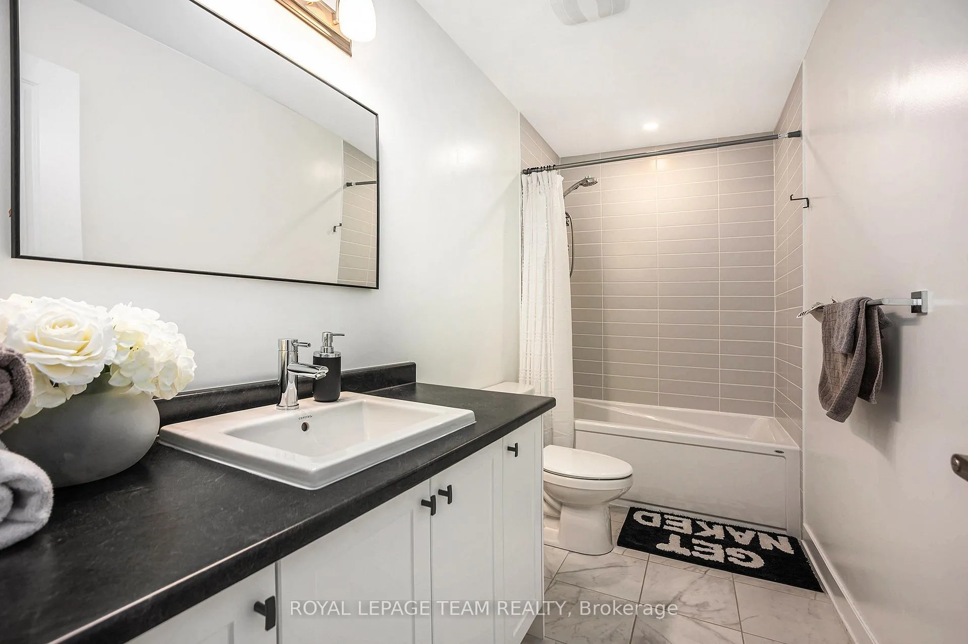 Photo 25 of 58 Arinto Place, Ottawa, Kanata - Emerald Meadows/Trailwest — HOMEH