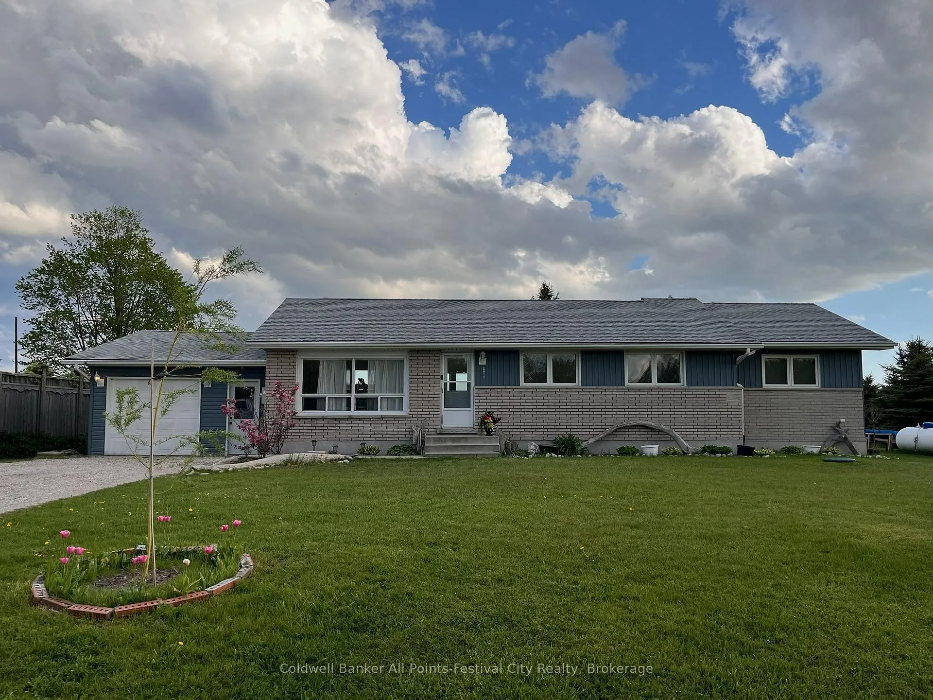 Photo 1 of 34889 Black's Point Road, Central Huron, Goderich — HOMEH