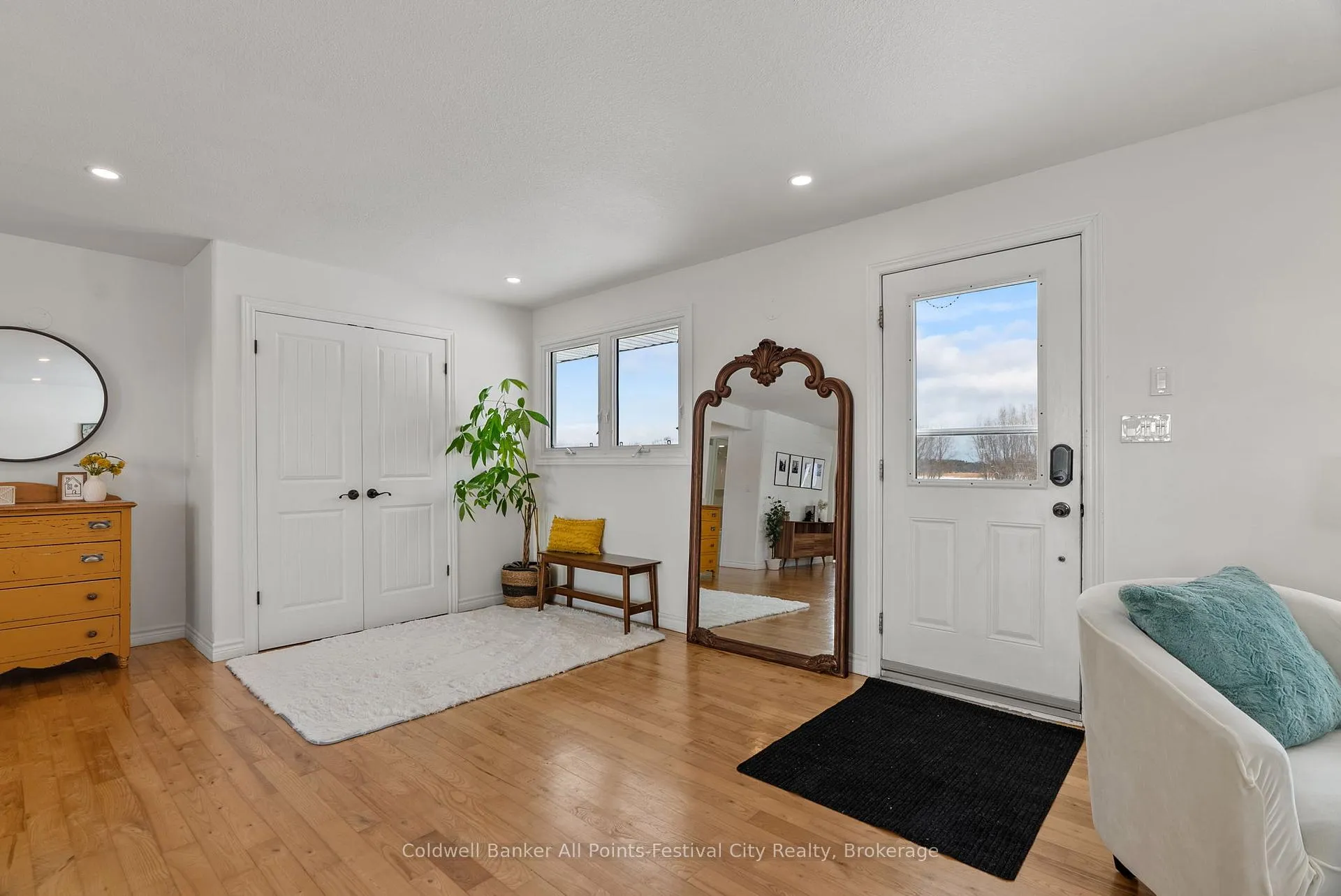 Photo 9 of 34889 Black's Point Road, Central Huron, Goderich — HOMEH