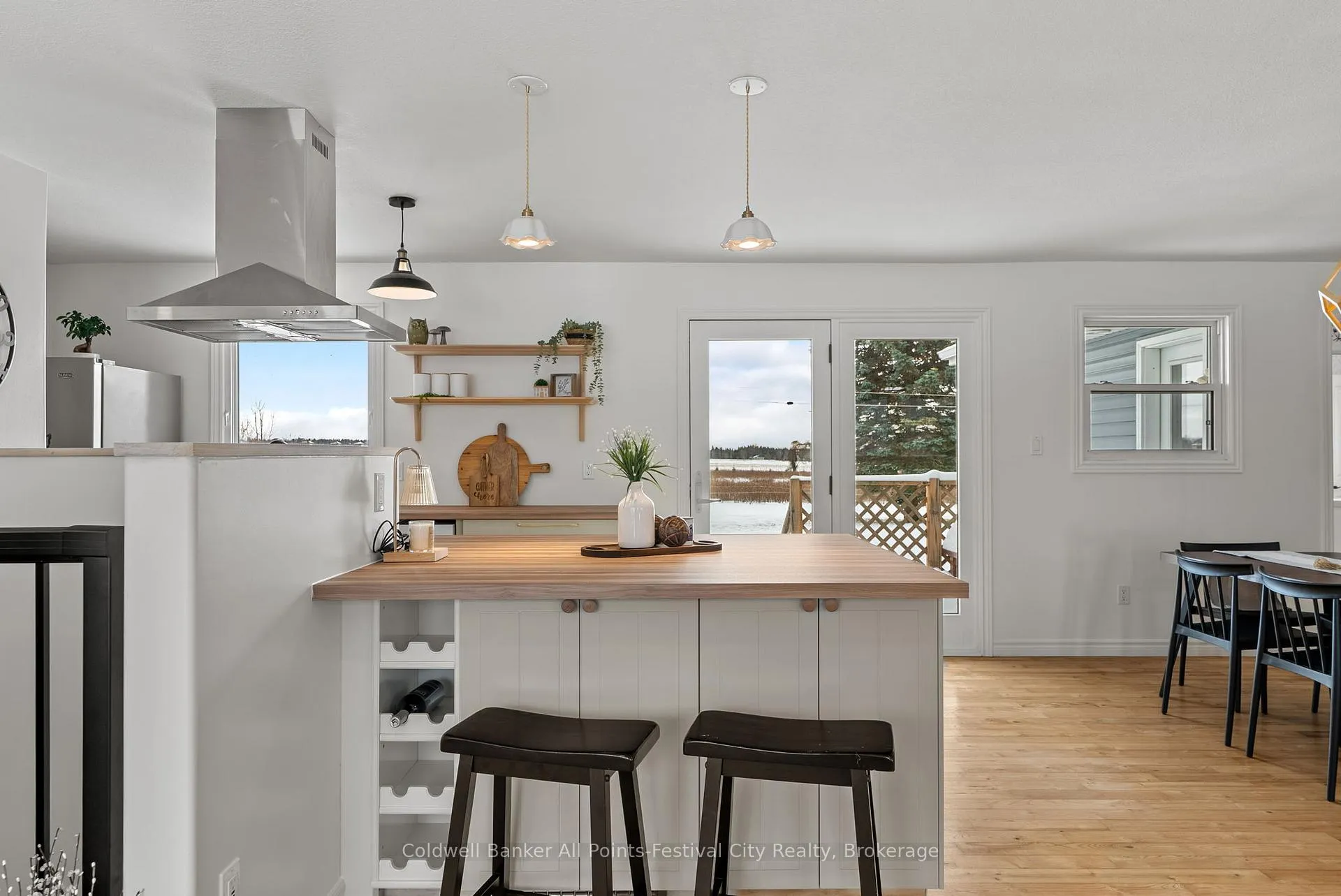 Photo 15 of 34889 Black's Point Road, Central Huron, Goderich — HOMEH