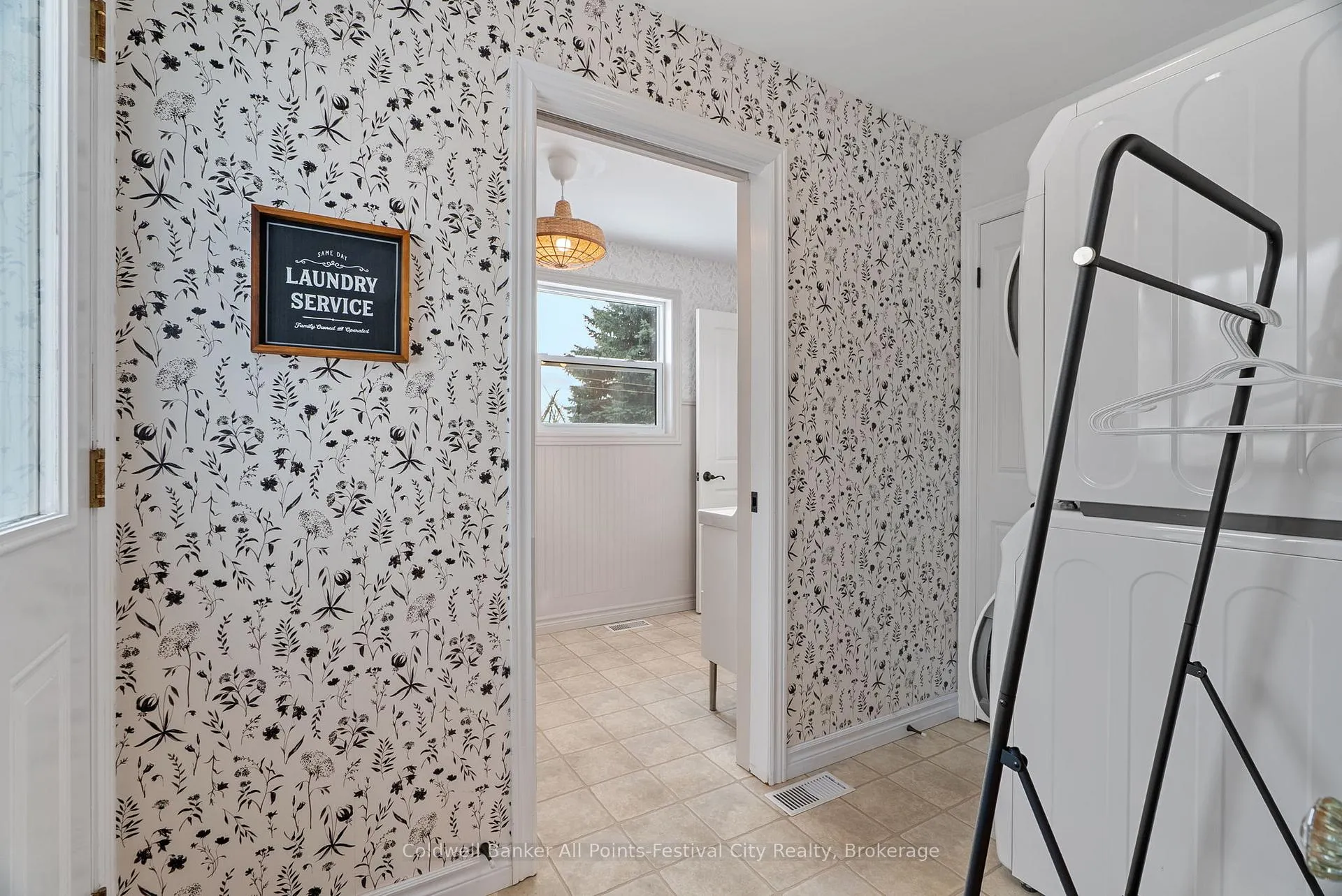 Photo 34 of 34889 Black's Point Road, Central Huron, Goderich — HOMEH