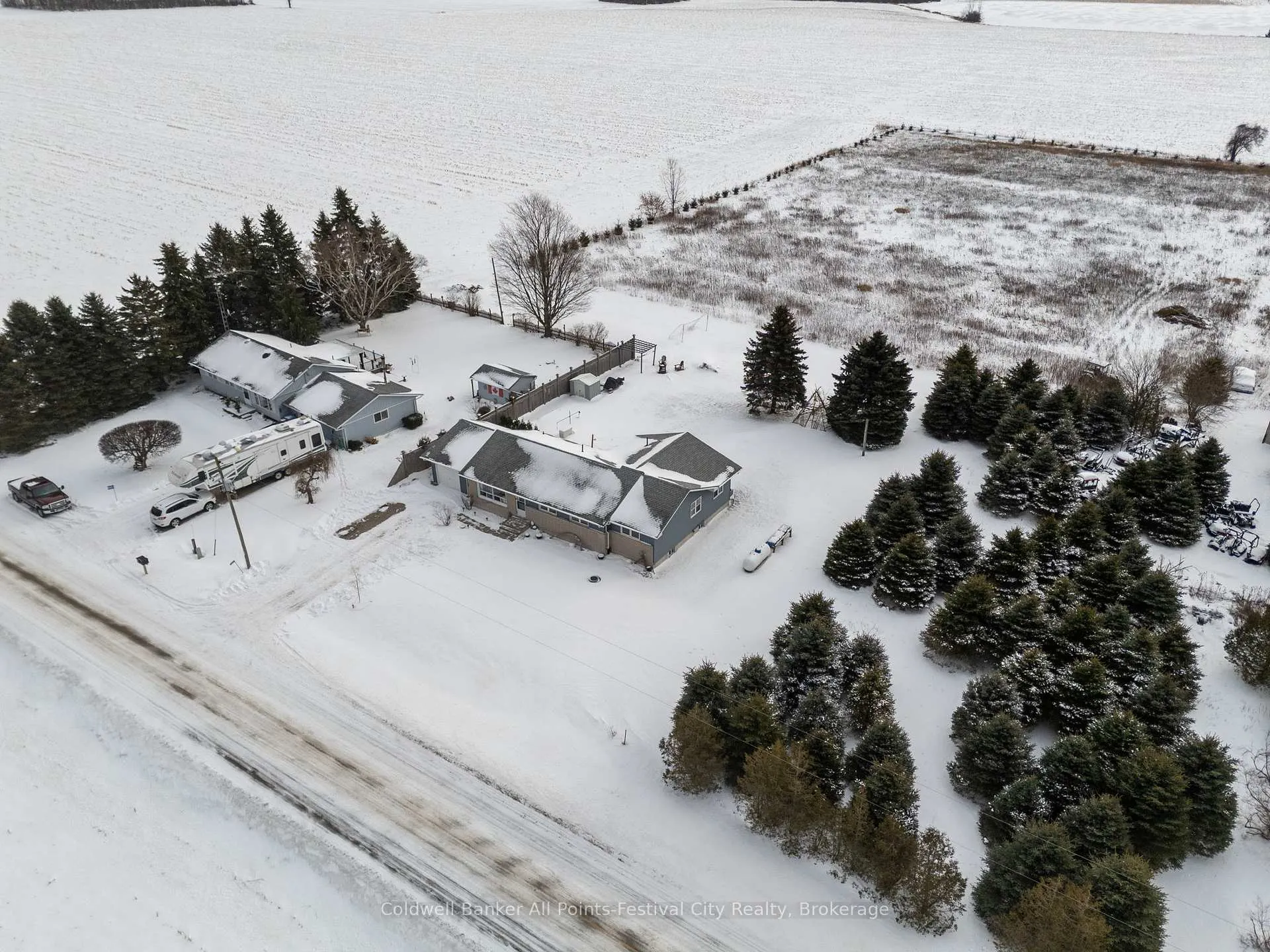 Photo 43 of 34889 Black's Point Road, Central Huron, Goderich — HOMEH