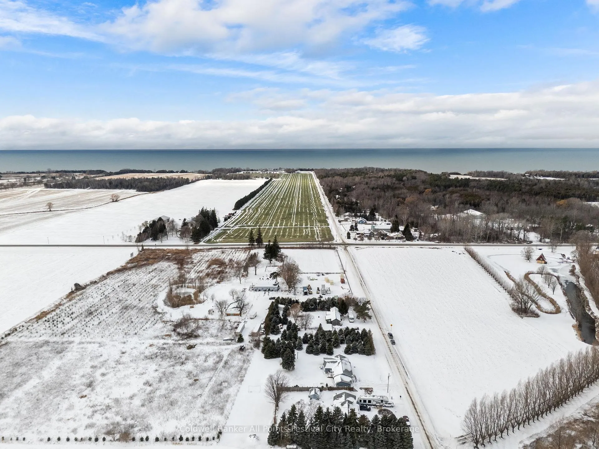 Photo 48 of 34889 Black's Point Road, Central Huron, Goderich — HOMEH