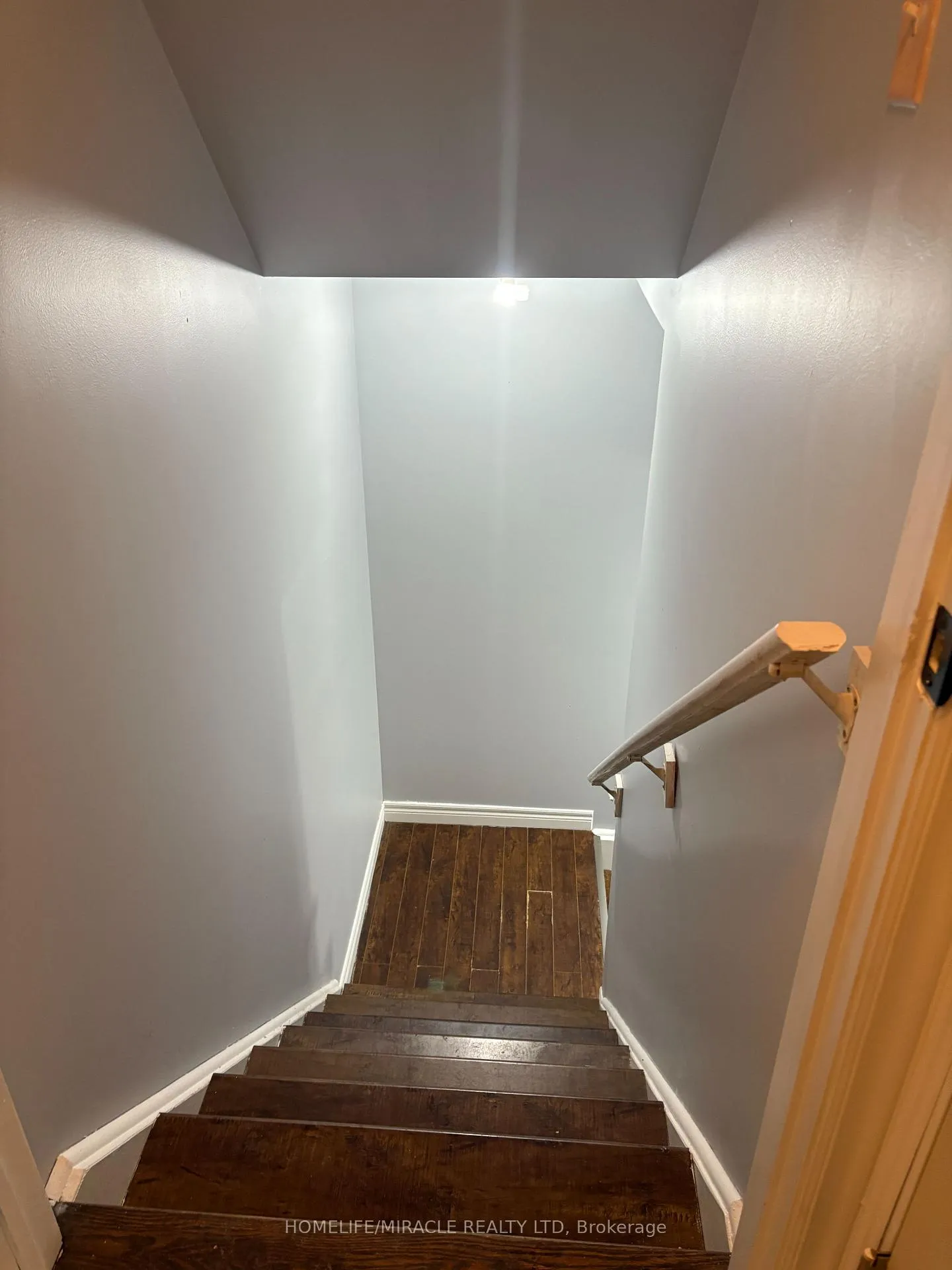 Photo 3 of 44 Altura Way, Brampton, Bram East — HOMEH