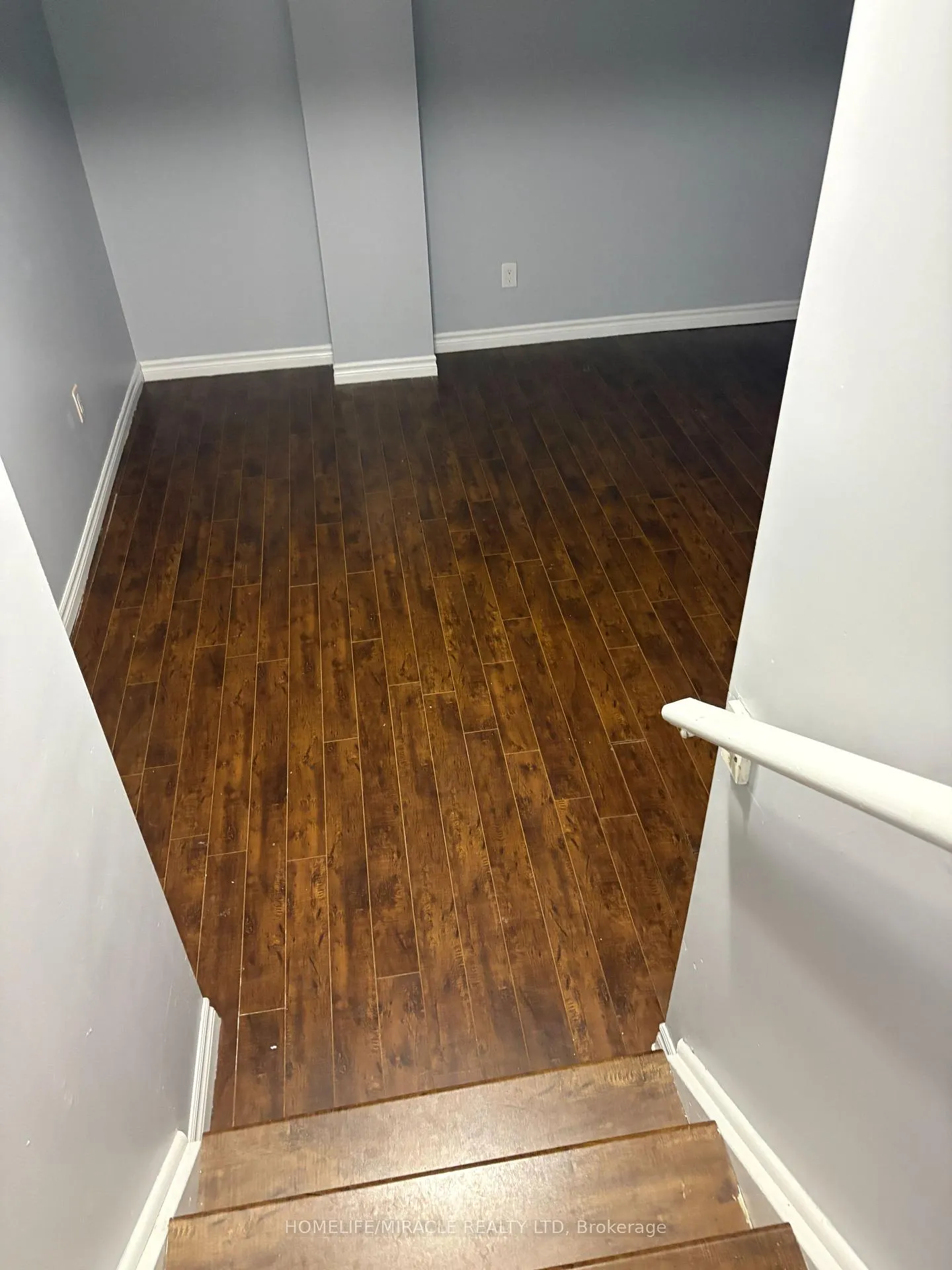 Photo 4 of 44 Altura Way, Brampton, Bram East — HOMEH