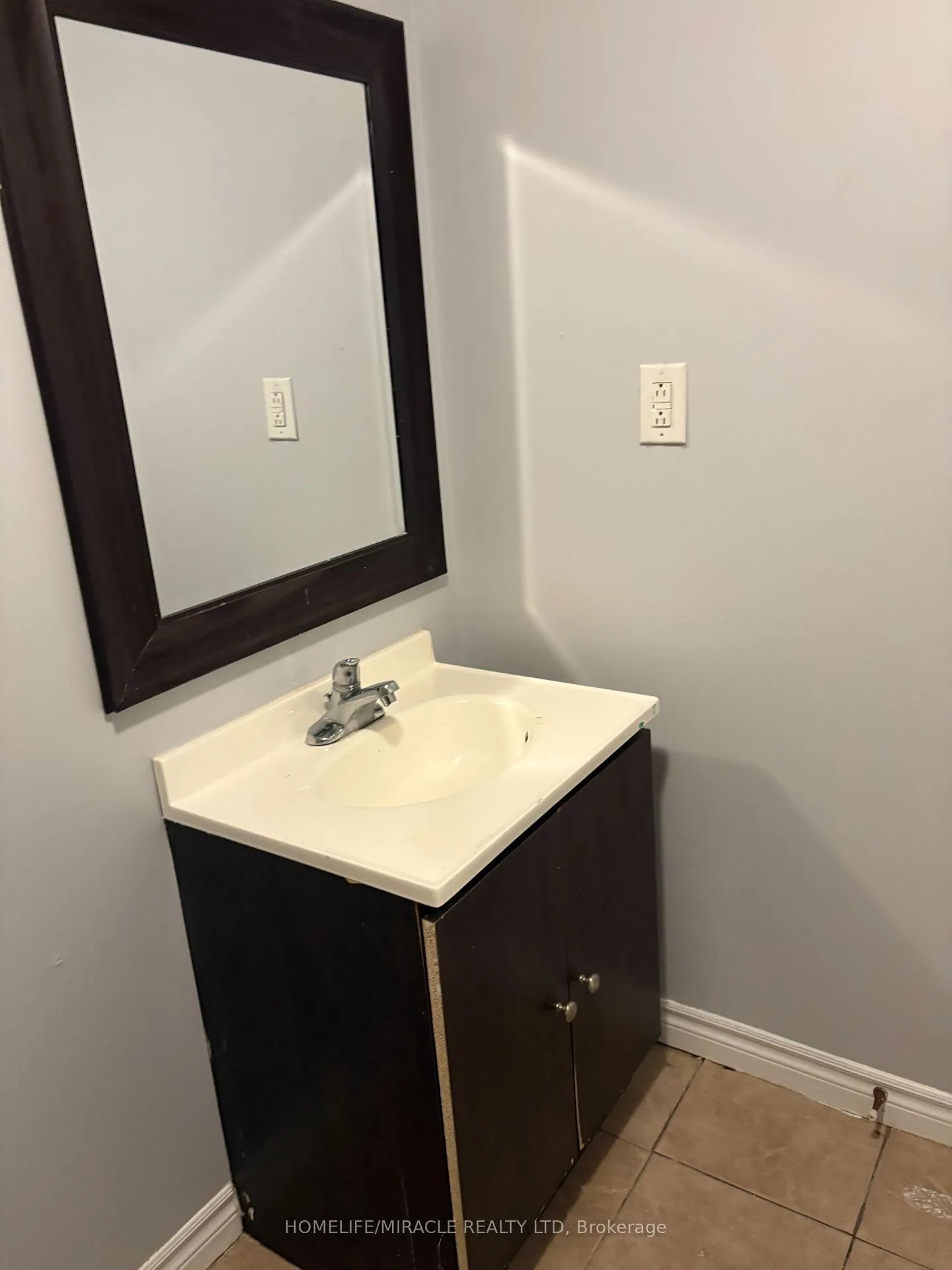 Photo 24 of 44 Altura Way, Brampton, Bram East — HOMEH