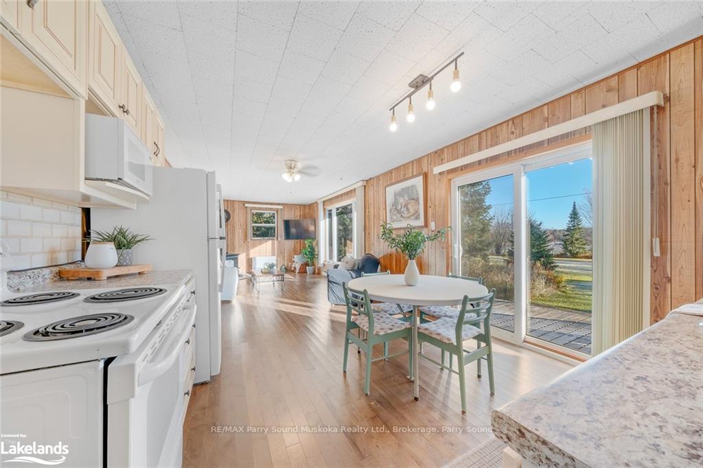 Photo 14 of 534 Hurdville Rd, McKellar — HOMEH