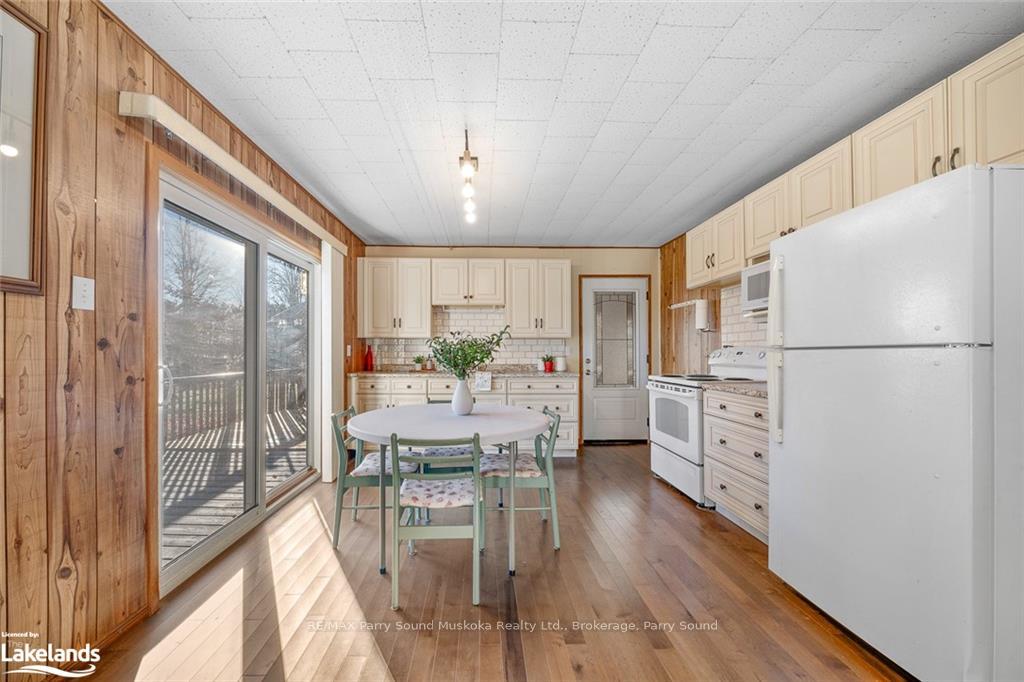 Photo 15 of 534 Hurdville Rd, McKellar — HOMEH