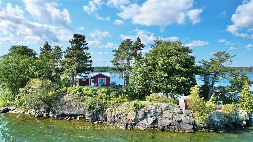 Photo 3 of 1 O'Conor, Frontenac Islands, The Islands — HOMEH