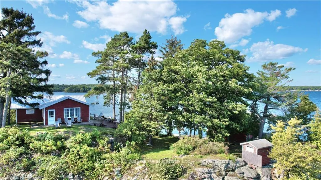 Photo 4 of 1 O'Conor, Frontenac Islands, The Islands — HOMEH