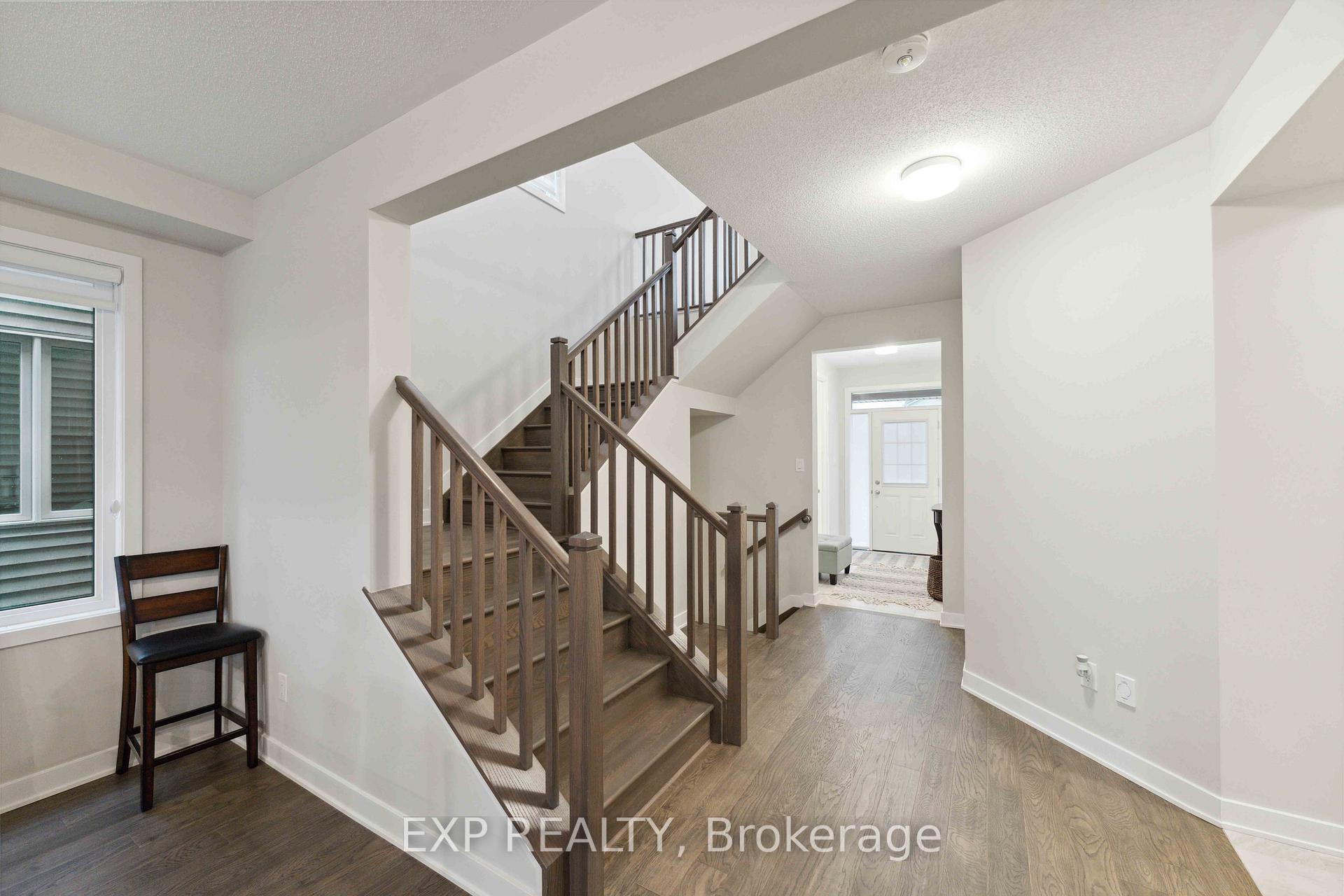 Photo 4 of 1053 Showman Street S, Ottawa, Richmond — HOMEH