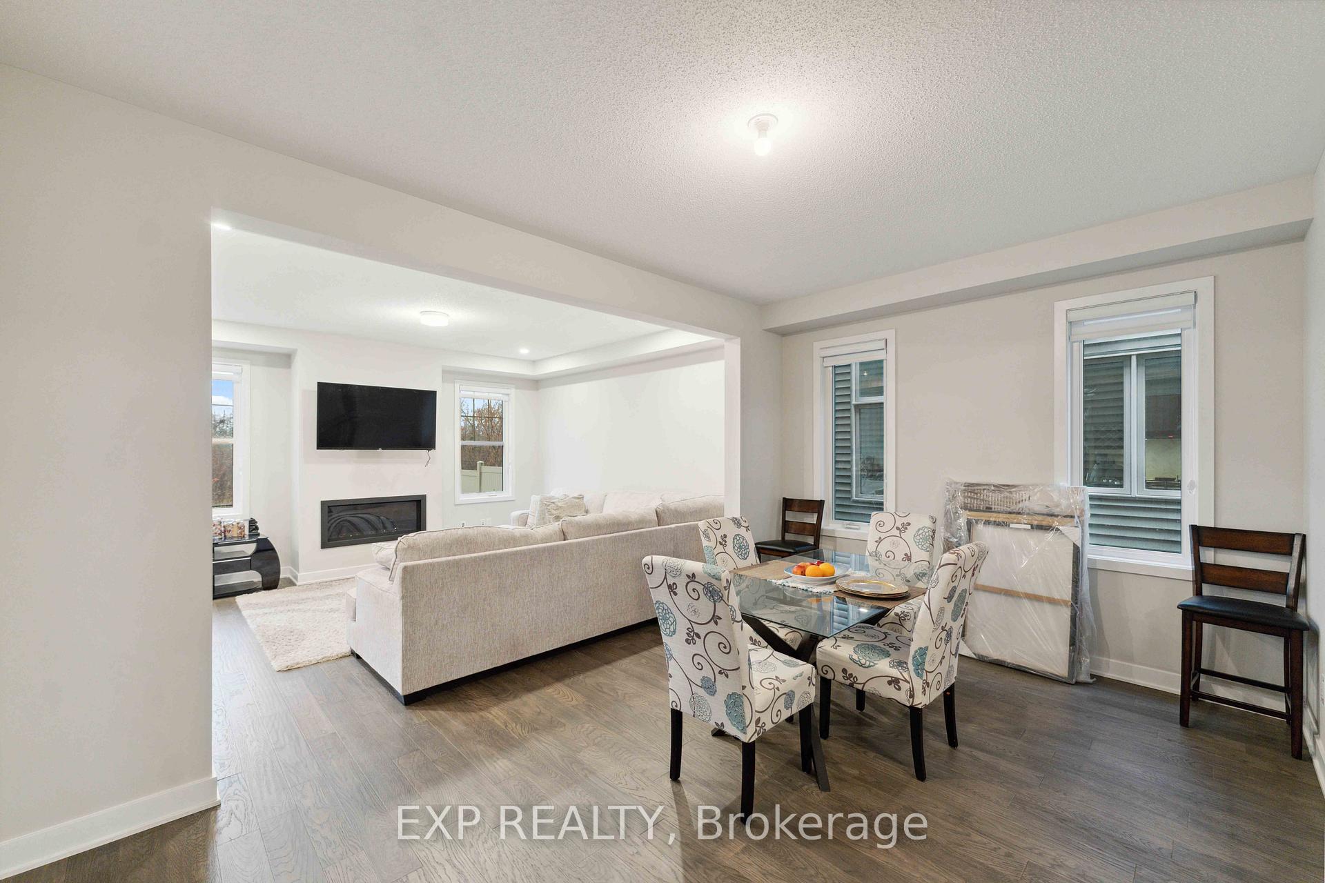 Photo 6 of 1053 Showman Street S, Ottawa, Richmond — HOMEH