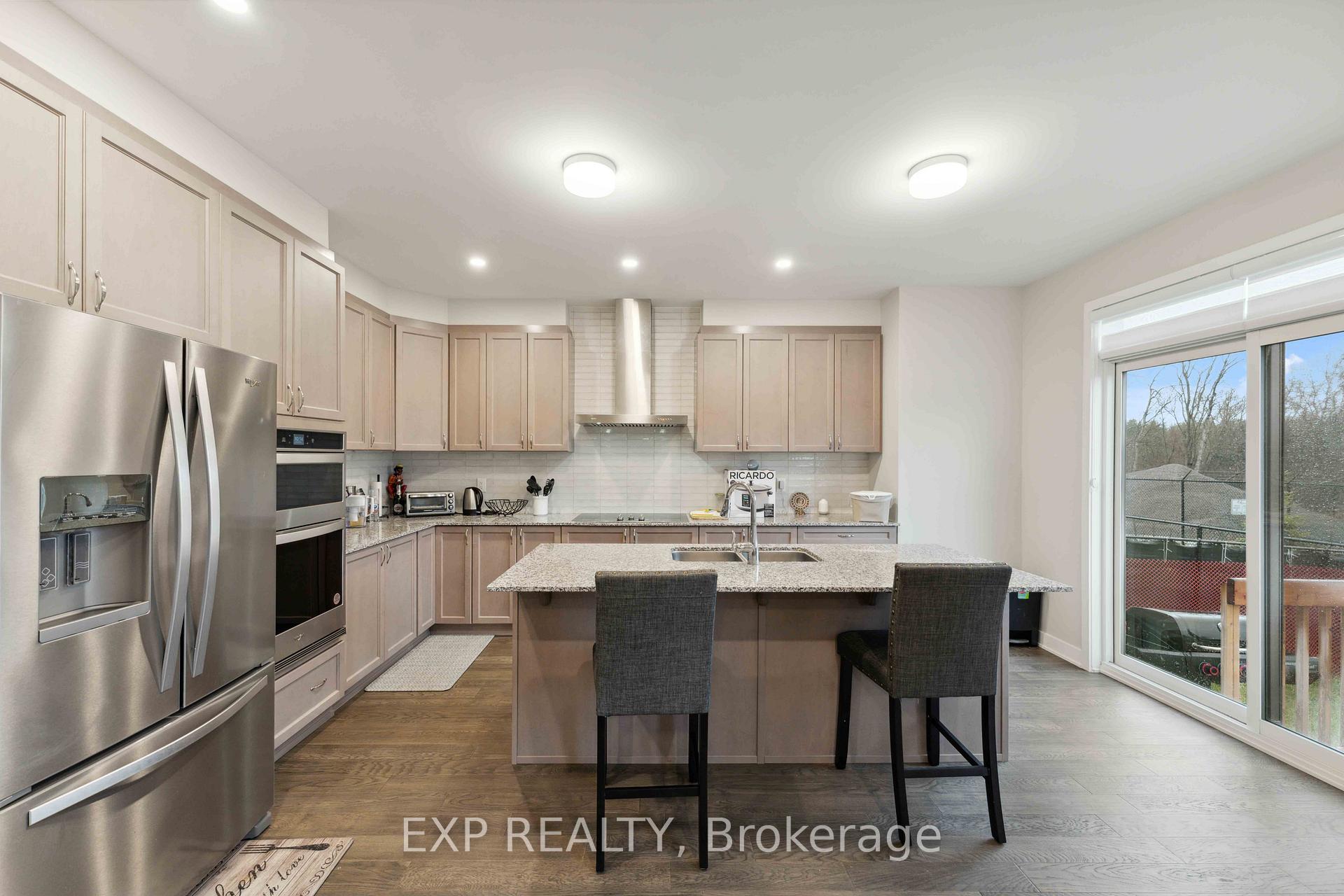 Photo 10 of 1053 Showman Street S, Ottawa, Richmond — HOMEH