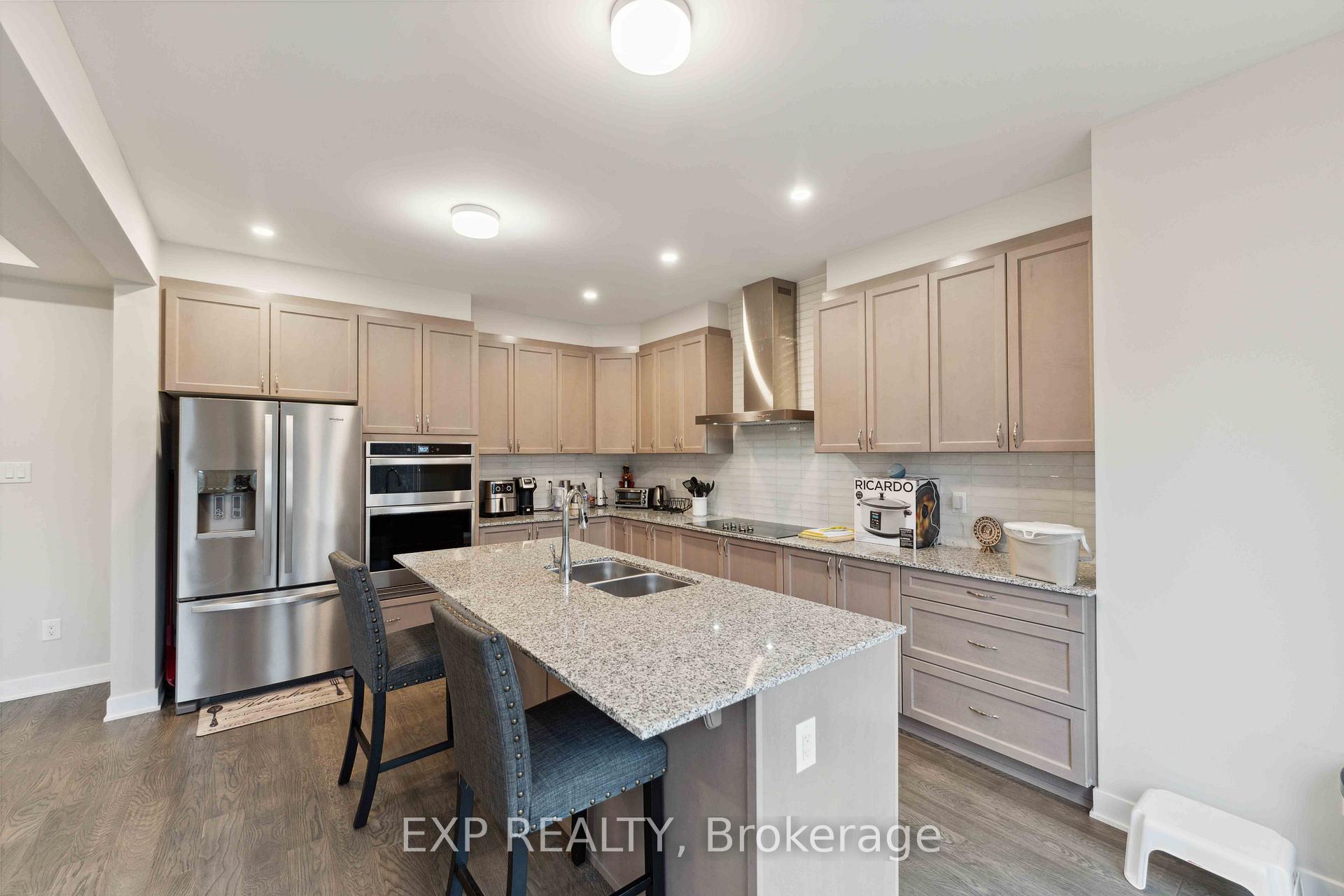 Photo 11 of 1053 Showman Street S, Ottawa, Richmond — HOMEH