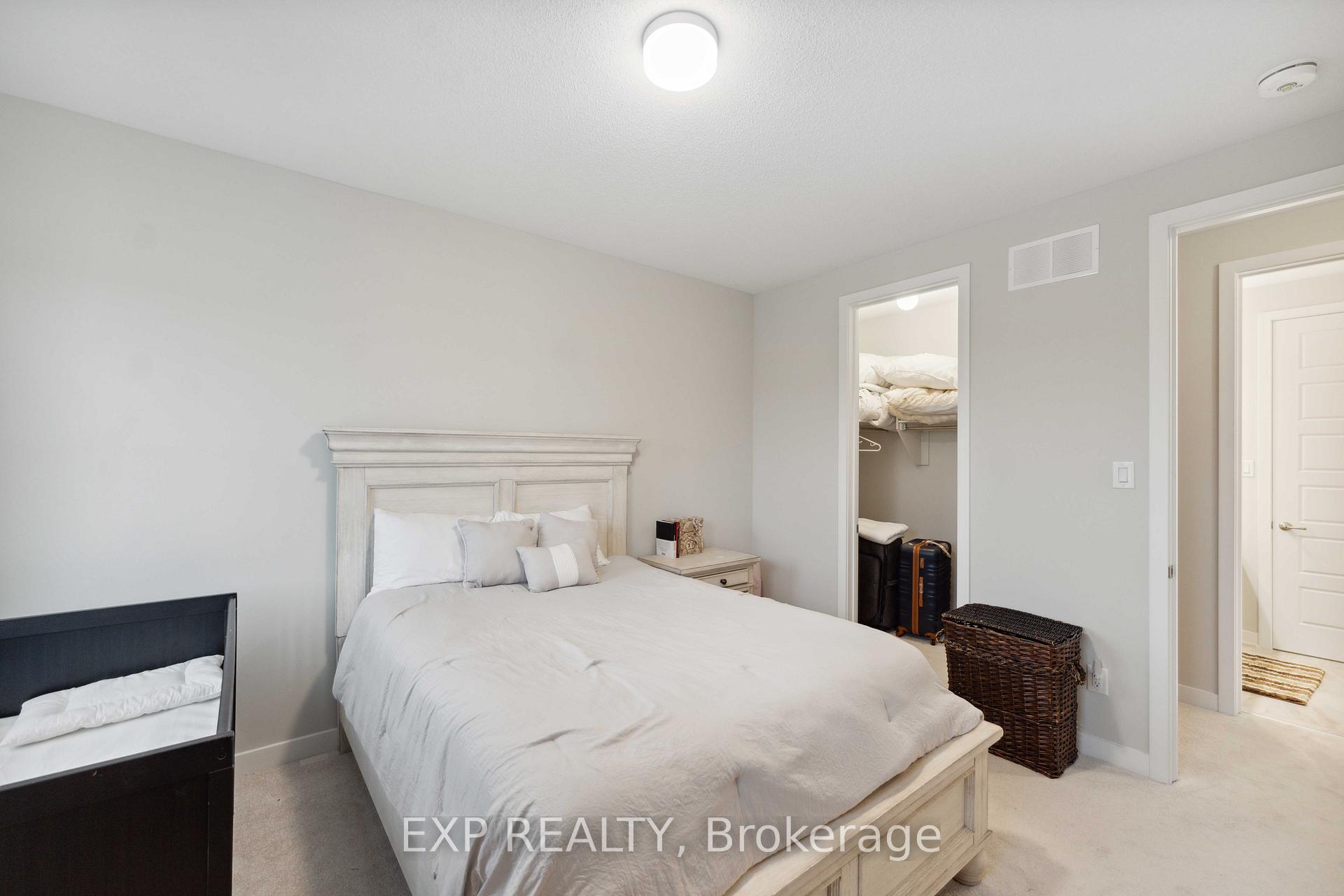Photo 24 of 1053 Showman Street S, Ottawa, Richmond — HOMEH