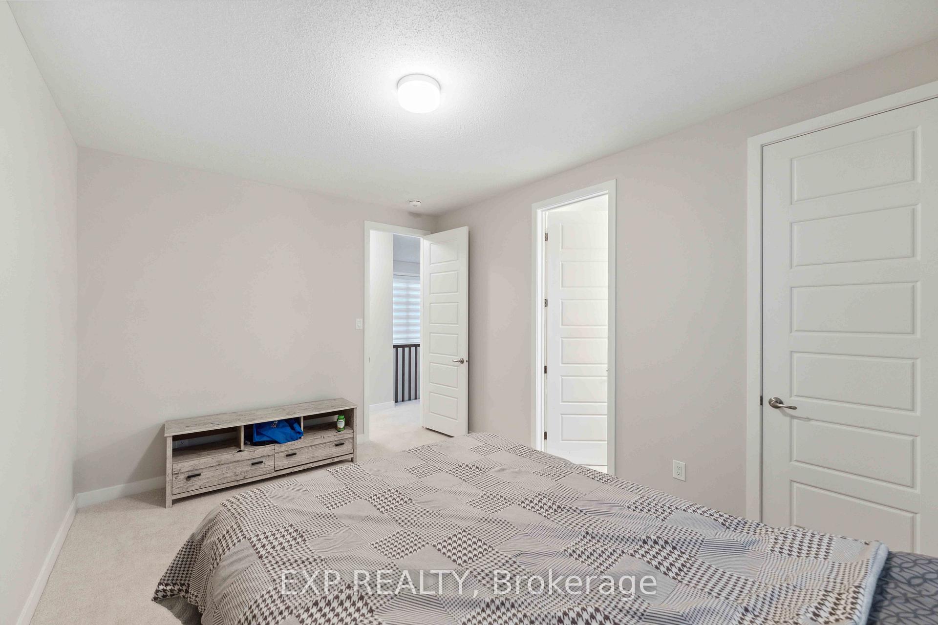 Photo 27 of 1053 Showman Street S, Ottawa, Richmond — HOMEH