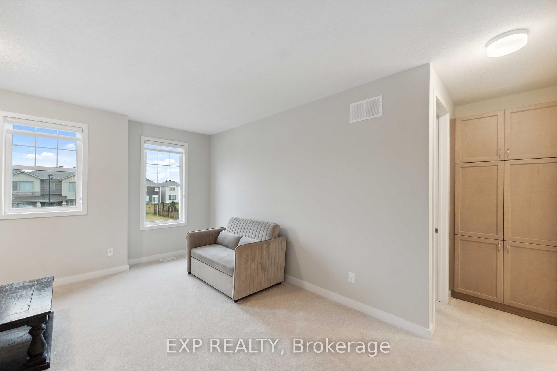 Photo 33 of 1053 Showman Street S, Ottawa, Richmond — HOMEH