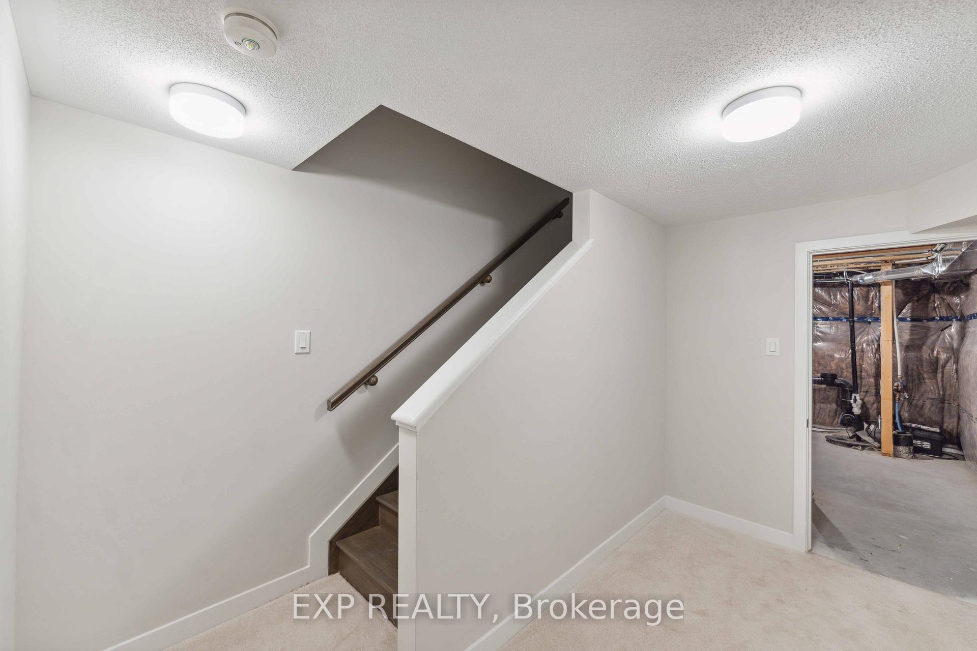 Photo 35 of 1053 Showman Street S, Ottawa, Richmond — HOMEH