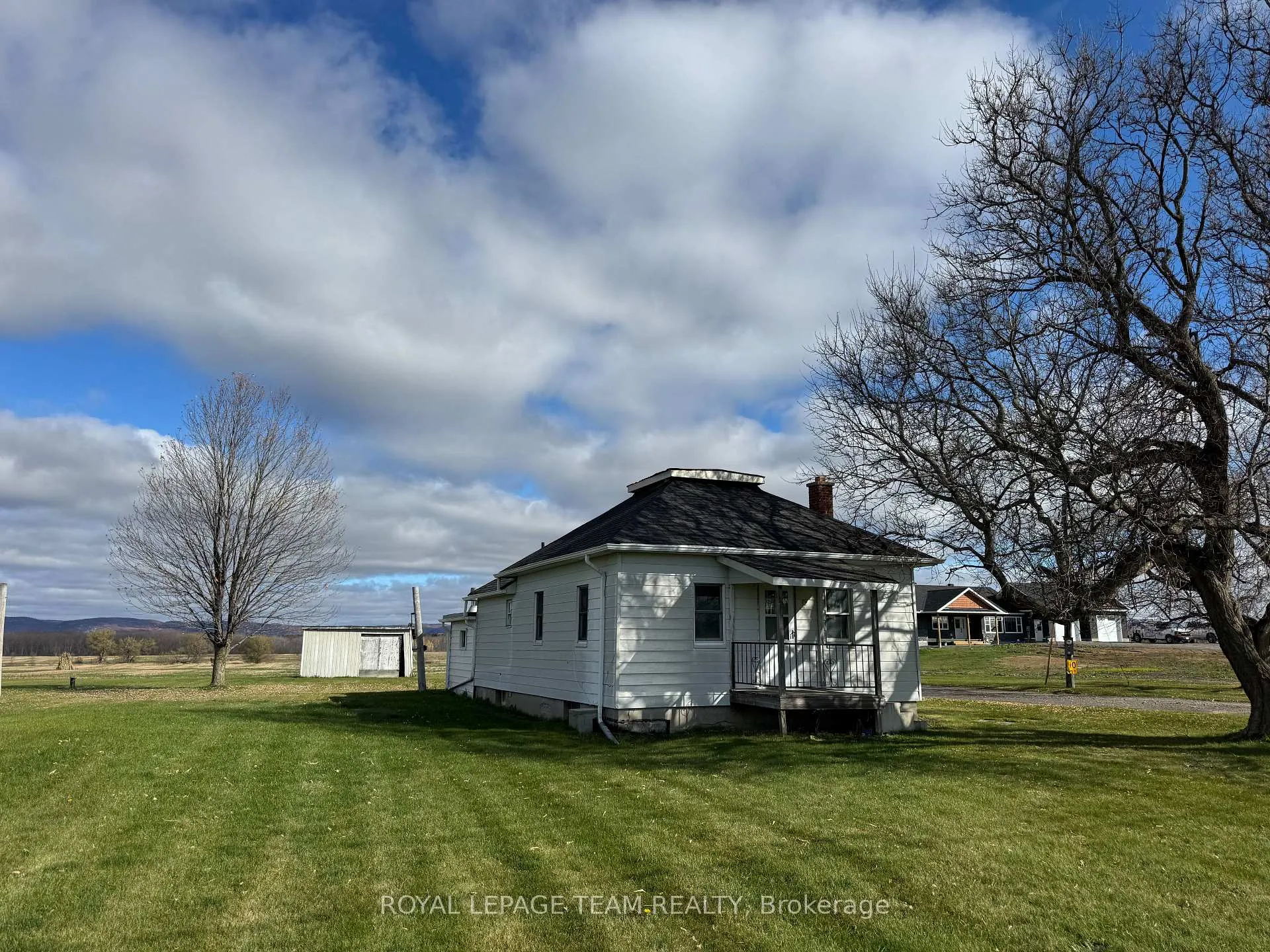 Photo 1 of 3512 Dunrobin Road, Ottawa, Dunrobin Shores — HOMEH