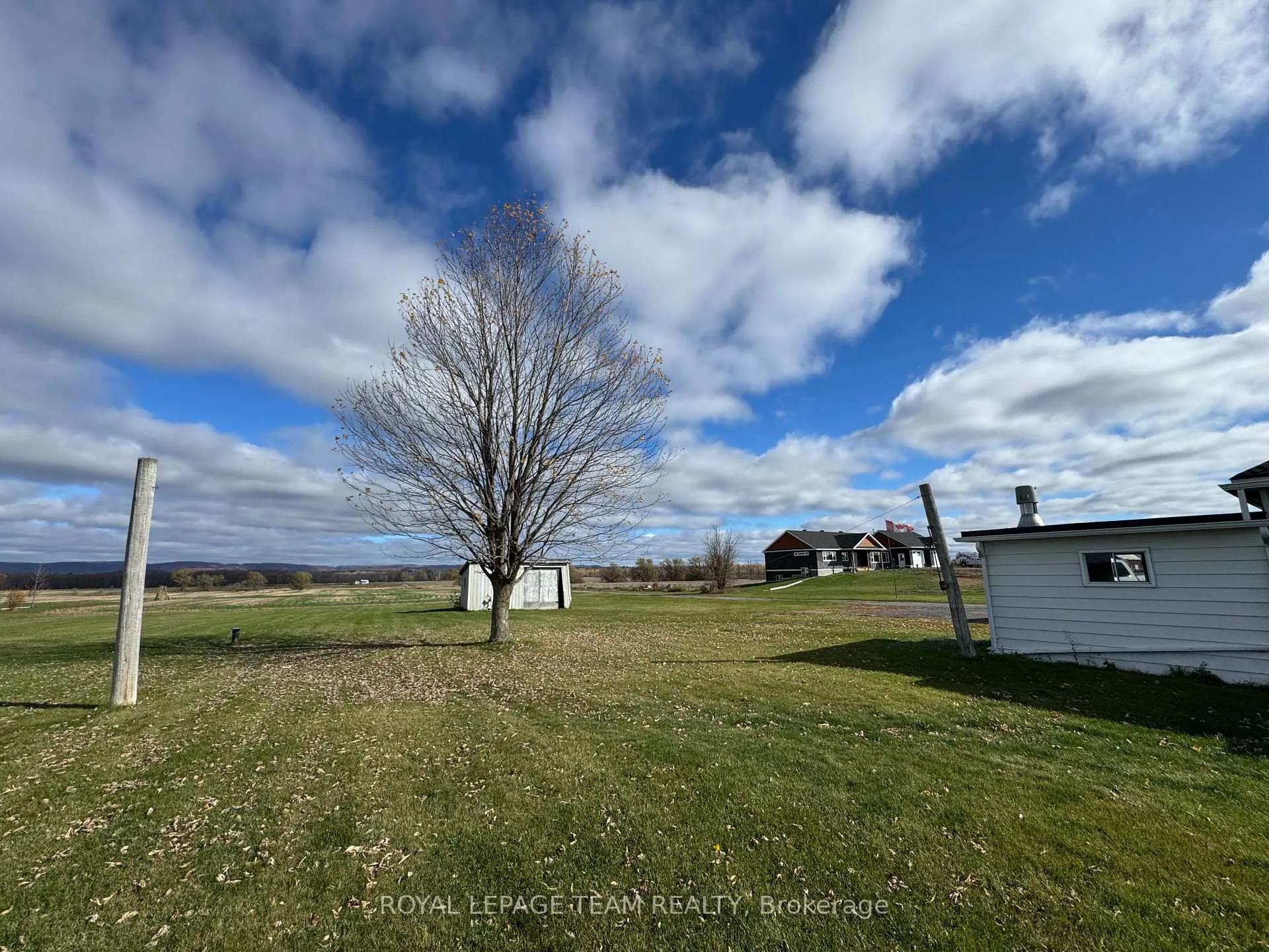 Photo 5 of 3512 Dunrobin Road, Ottawa, Dunrobin Shores — HOMEH