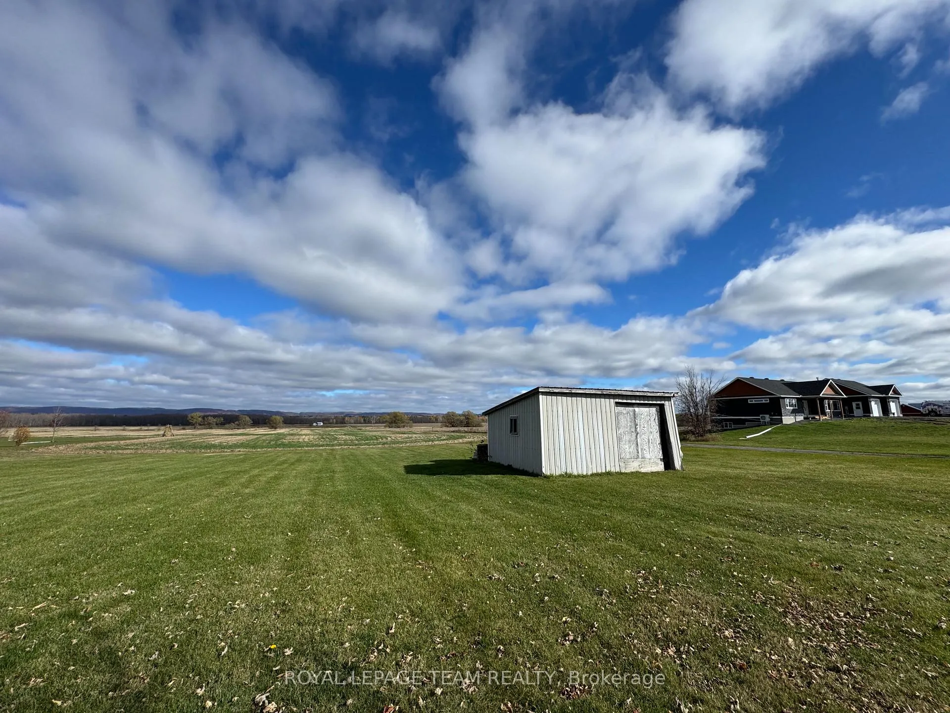 Photo 7 of 3512 Dunrobin Road, Ottawa, Dunrobin Shores — HOMEH